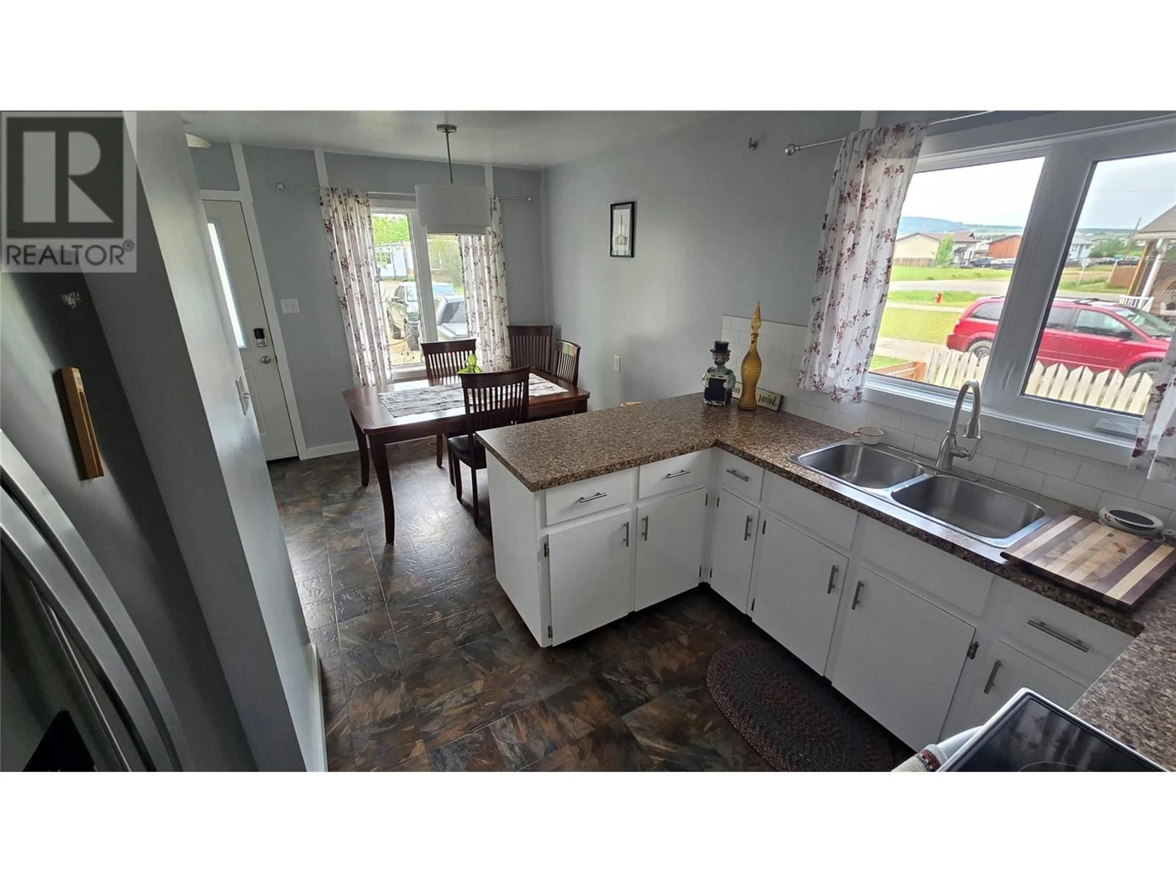 Unknown for 1036 121 AVENUE, Dawson Creek British Columbia V1G3K4