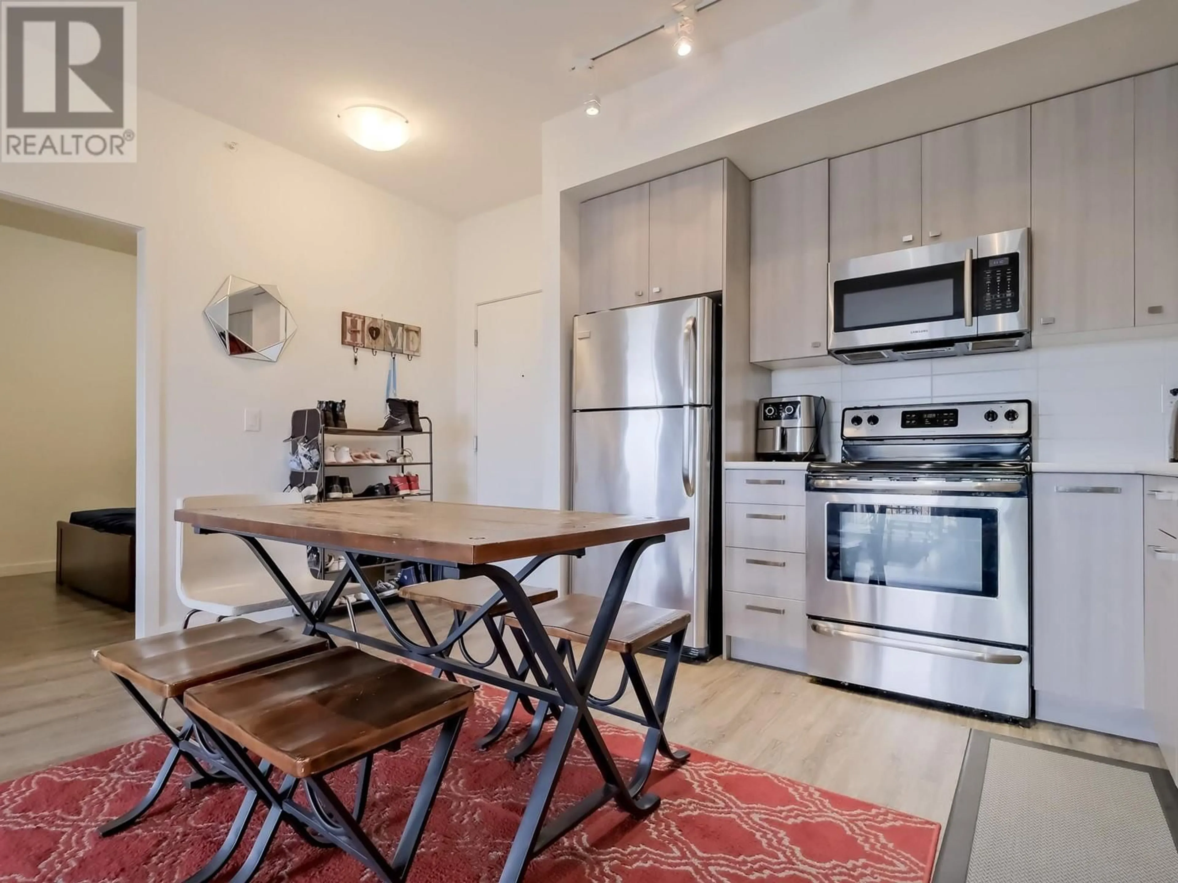 Open concept kitchen, unknown for 306 - 935 ACADEMY WAY, Kelowna British Columbia V1V3A4