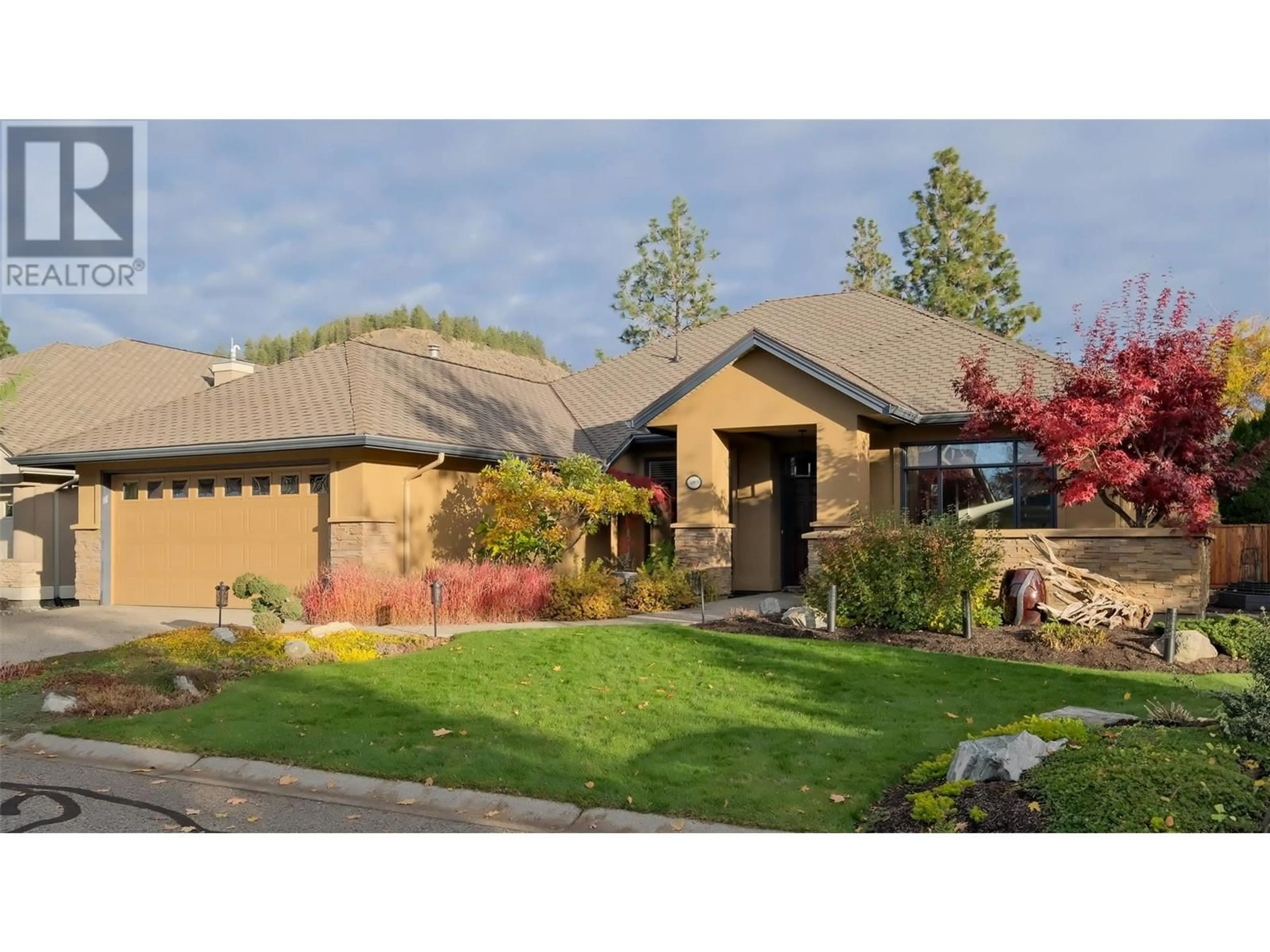 Home with vinyl exterior material, unknown for 3869 GALLAGHERS PARKWAY, Kelowna British Columbia V1W3Z8