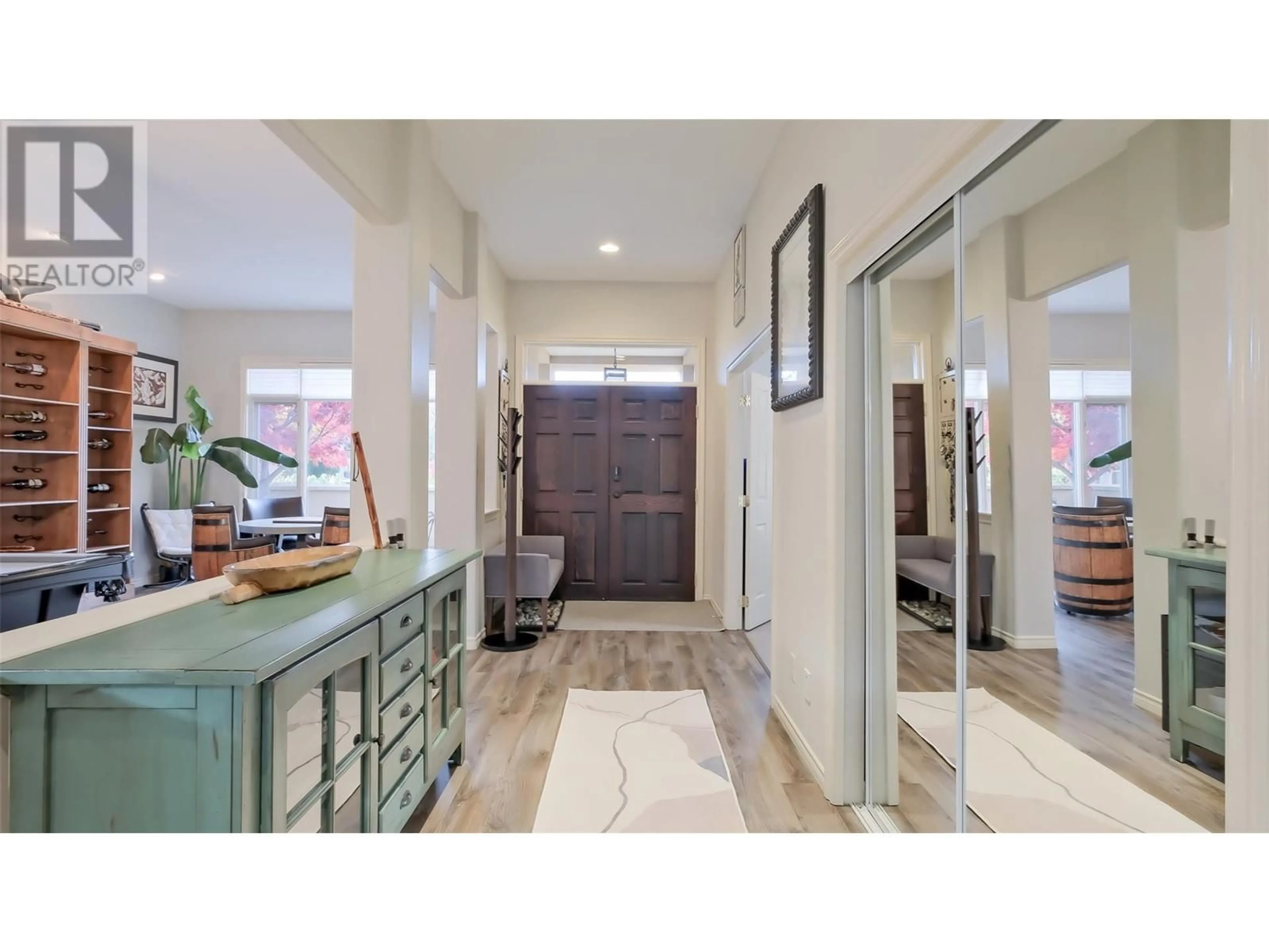 Indoor entryway for 3869 GALLAGHERS PARKWAY, Kelowna British Columbia V1W3Z8