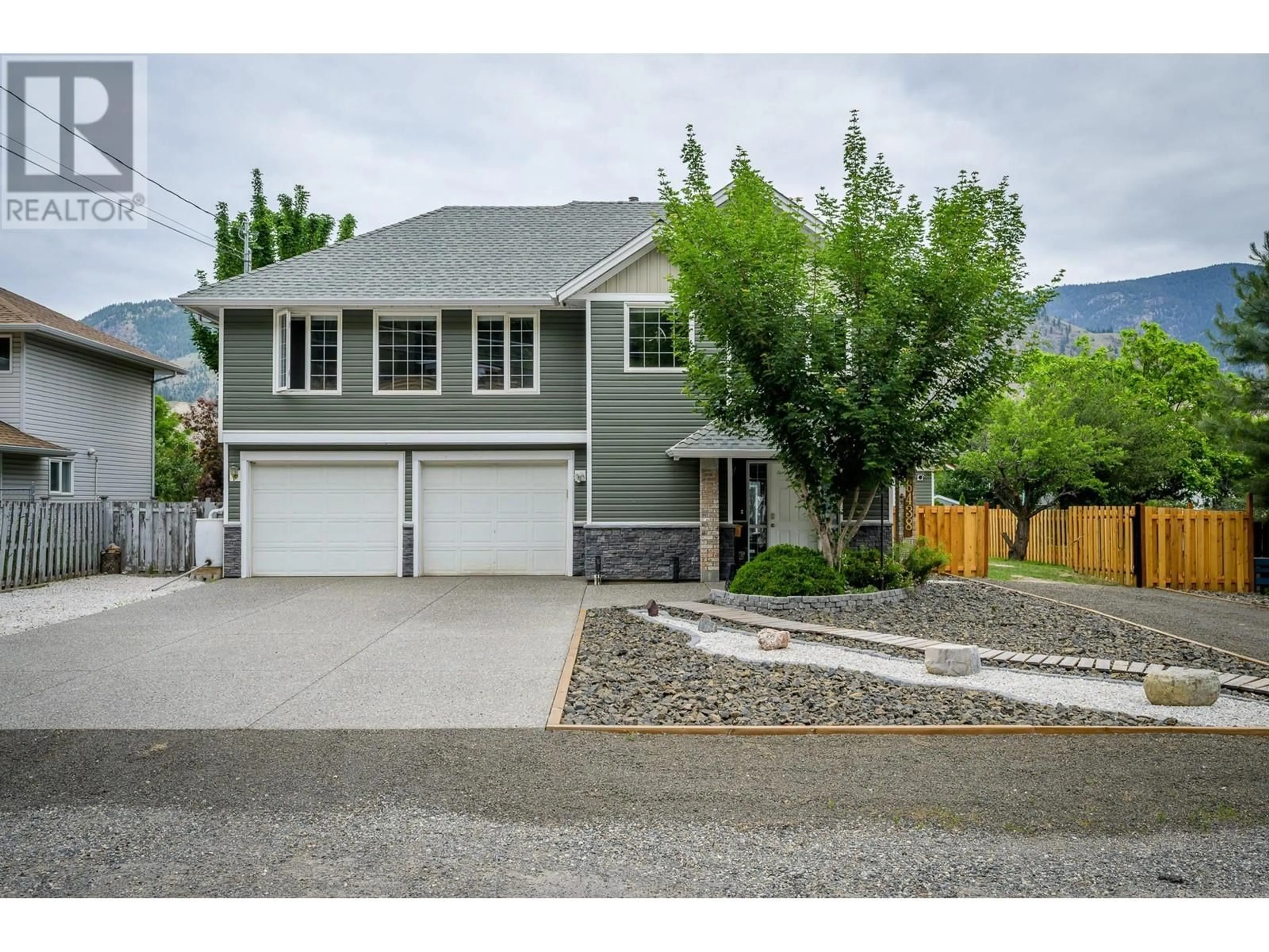 Home with vinyl exterior material, mountain view for 6438 DALLAS DRIVE, Kamloops British Columbia V2C4X5