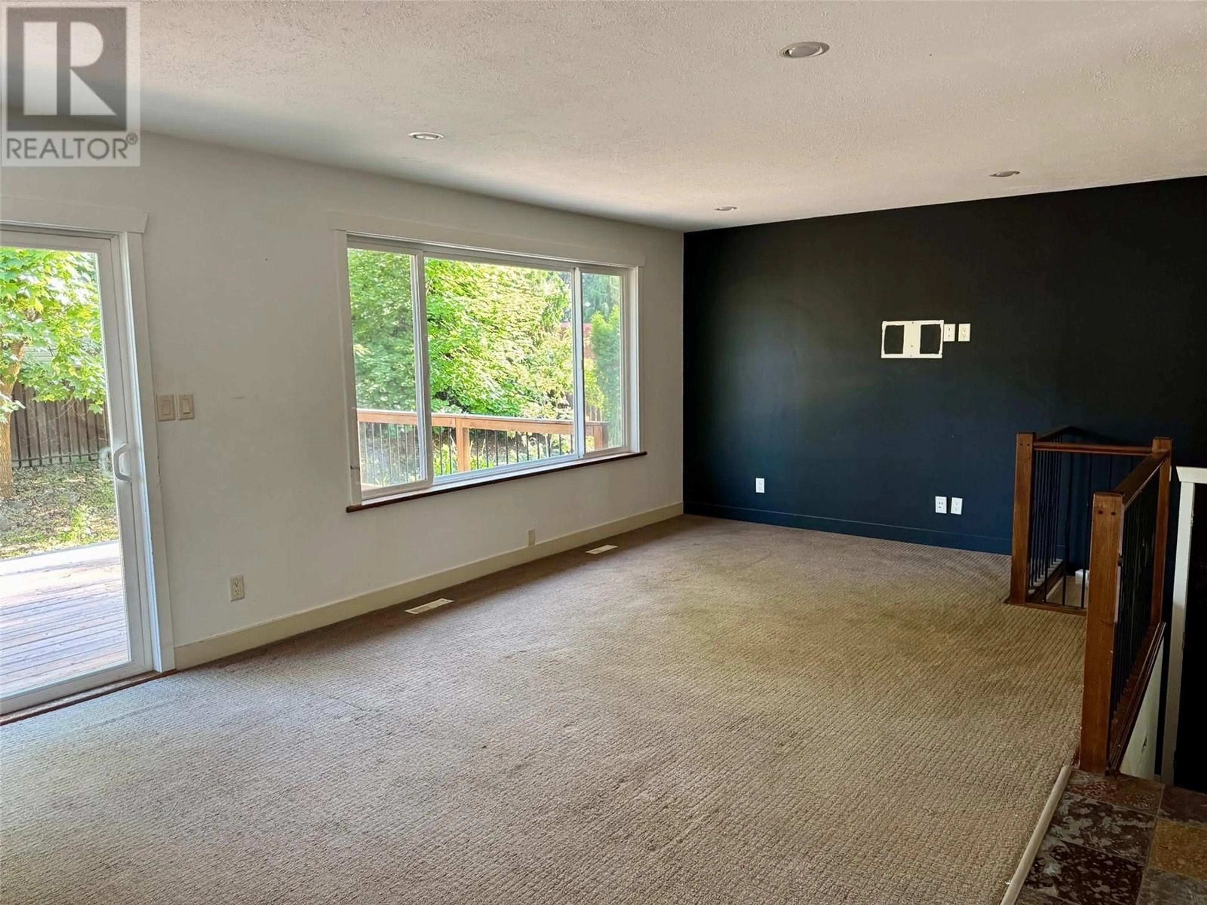 A pic of a room for 3353 GREENWOOD COURT, Kelowna British Columbia V1W4E4