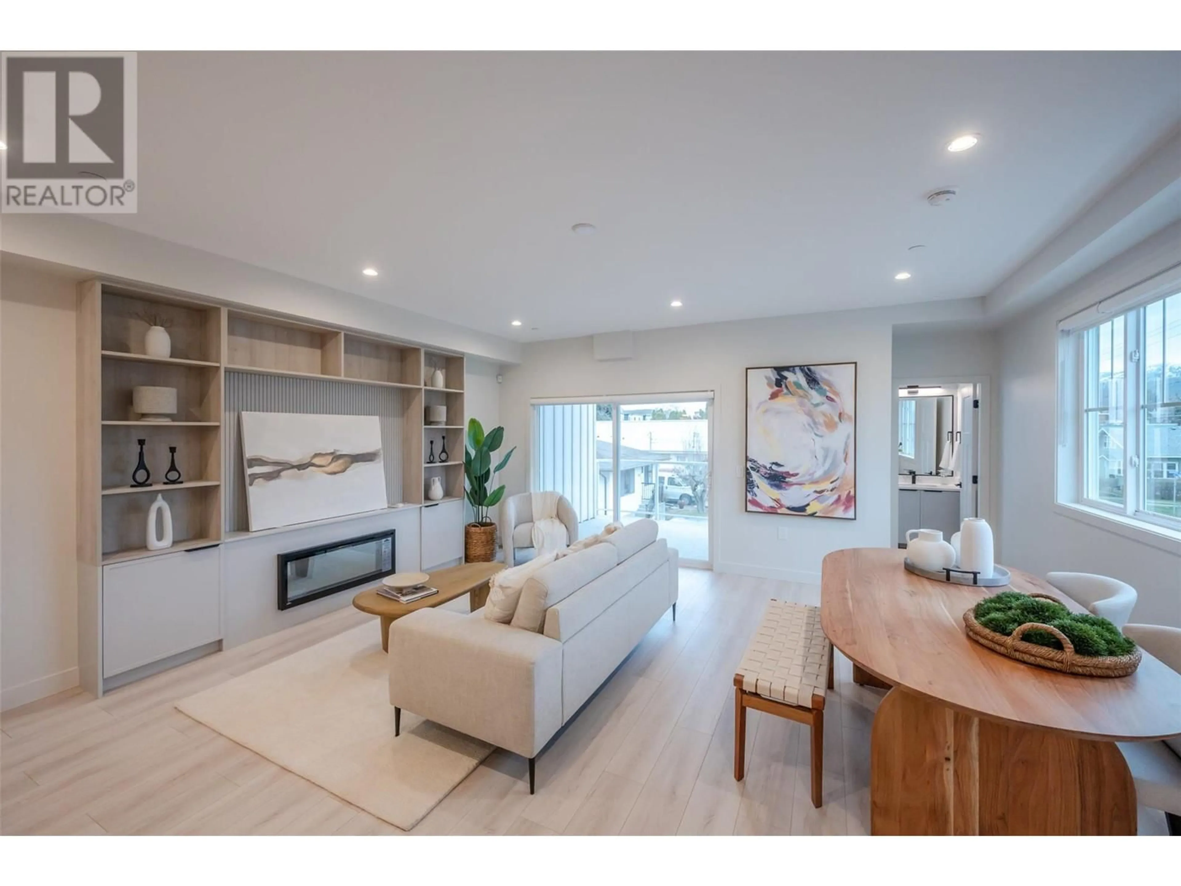 Living room with furniture, unknown for 104 - 784 ARGYLE STREET, Penticton British Columbia V2A5G7