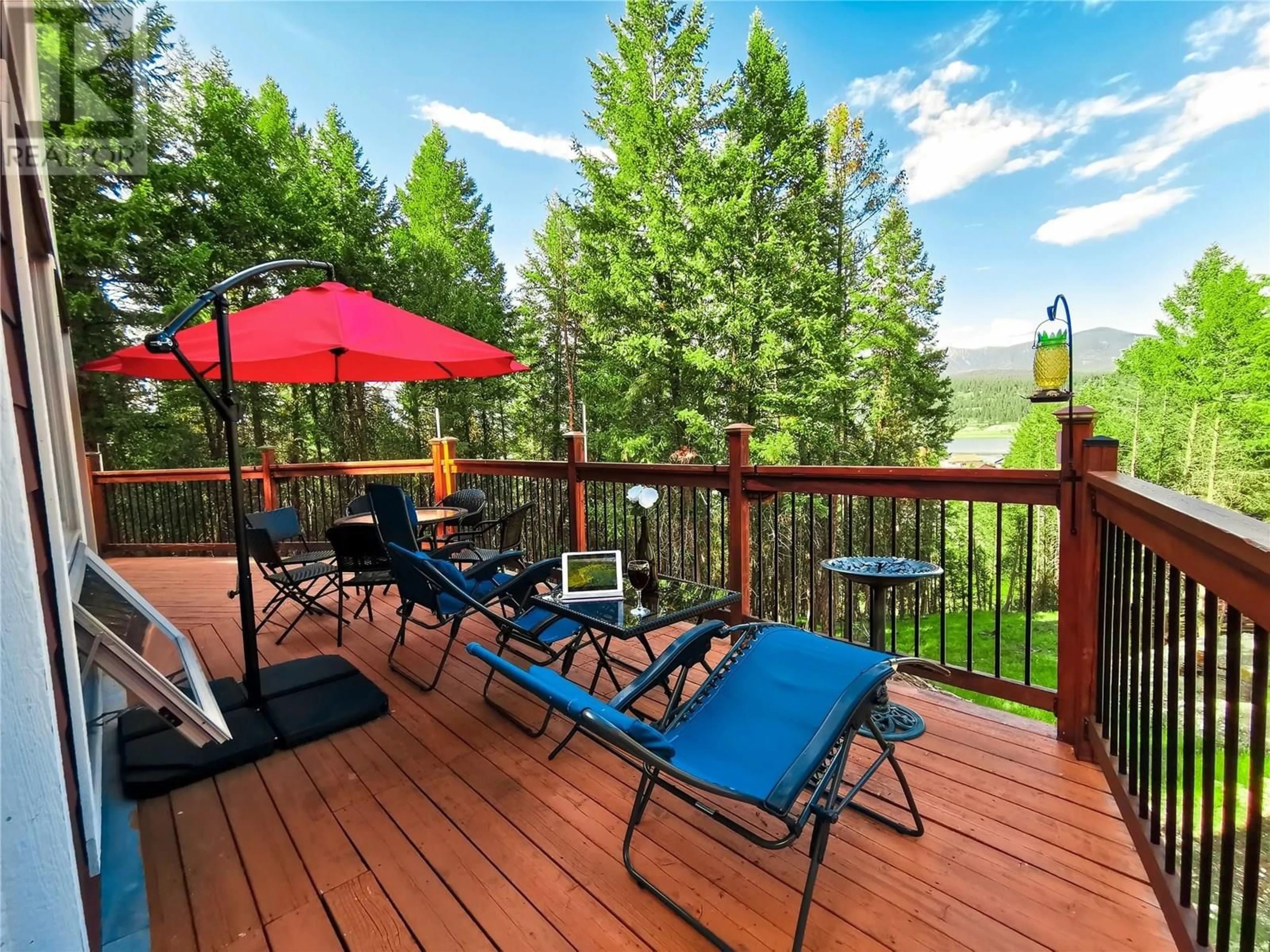 Patio, water/lake/river/ocean view for 9881 OSPREY LANDING DRIVE, Wardner British Columbia V0B2J0