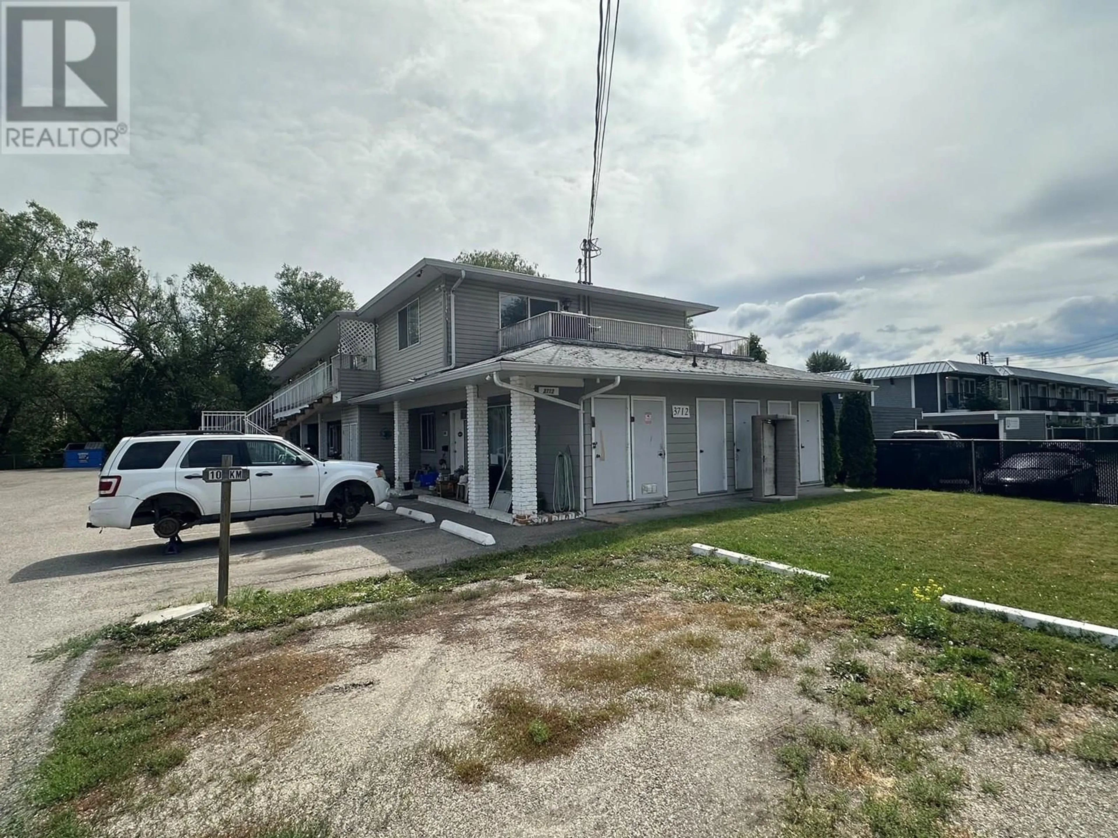 Unknown for 3710-3712 24 AVENUE, Vernon British Columbia V1T1L9