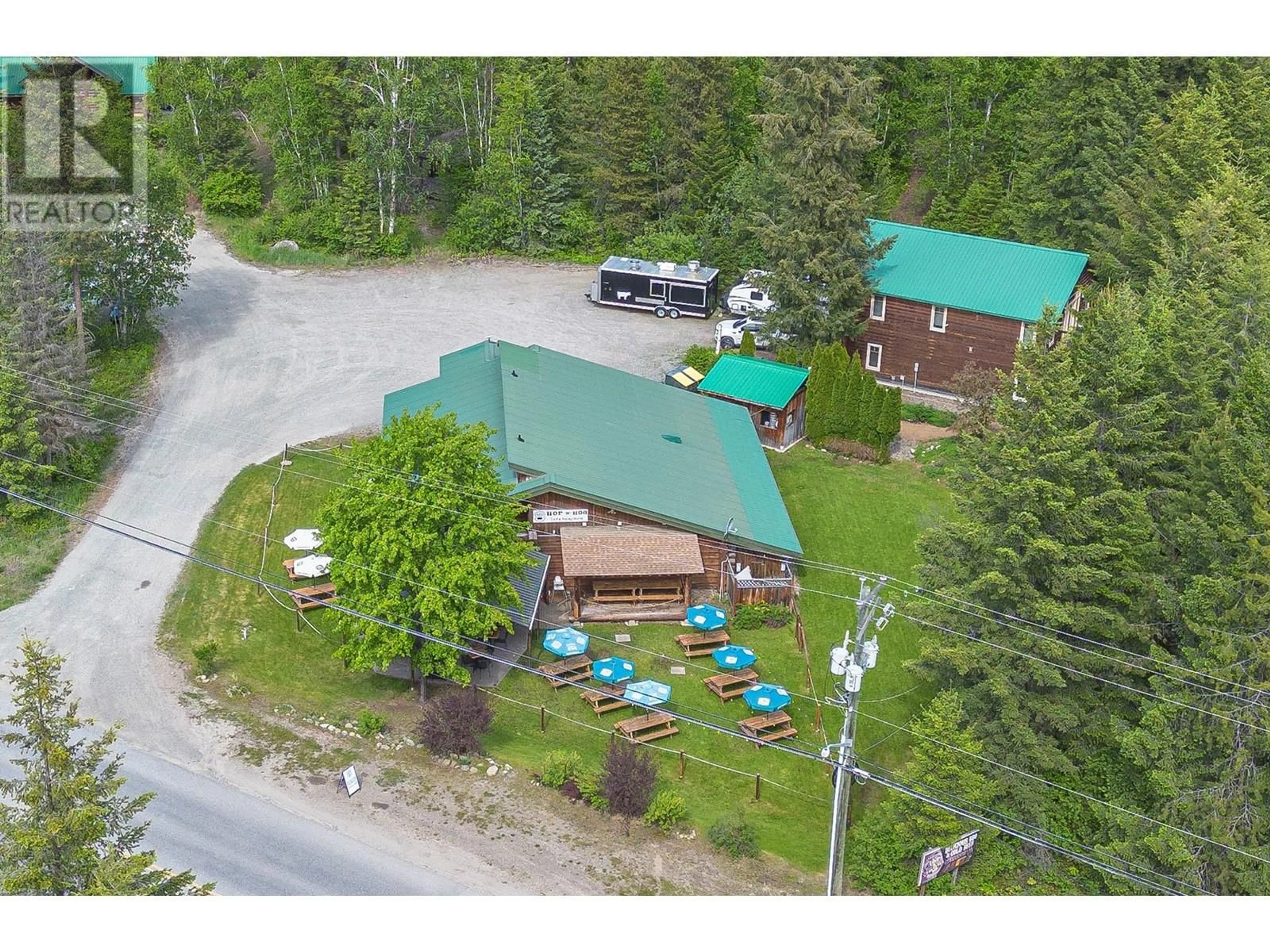 A pic from outside/outdoor area/front of a property/back of a property/a pic from drone, mountain view for 424 CLEARWATER VALLEY ROAD, Clearwater British Columbia V0E1N1