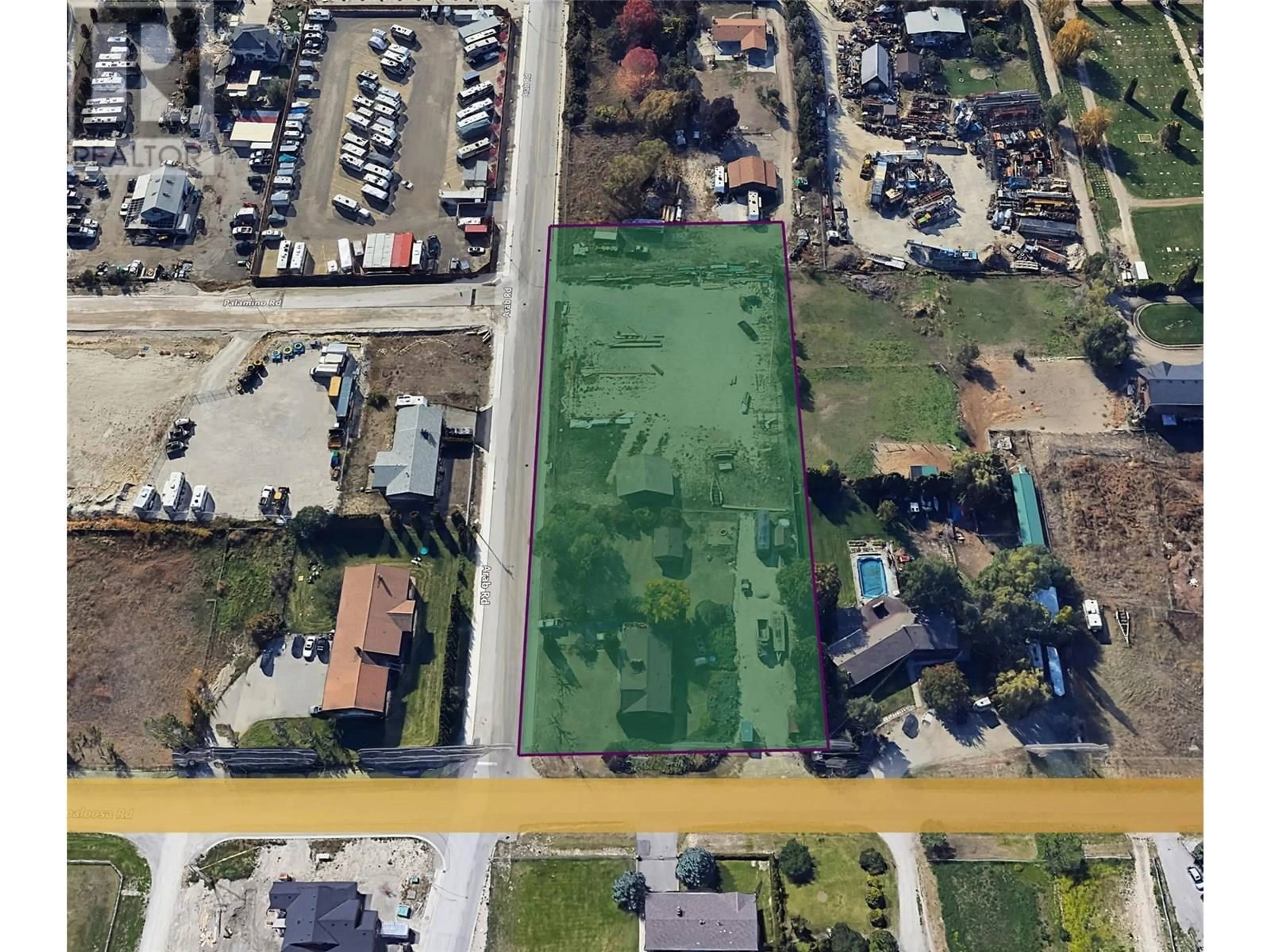 A pic from outside/outdoor area/front of a property/back of a property/a pic from drone, street for 210 ARAB ROAD, Kelowna British Columbia V1V2G8