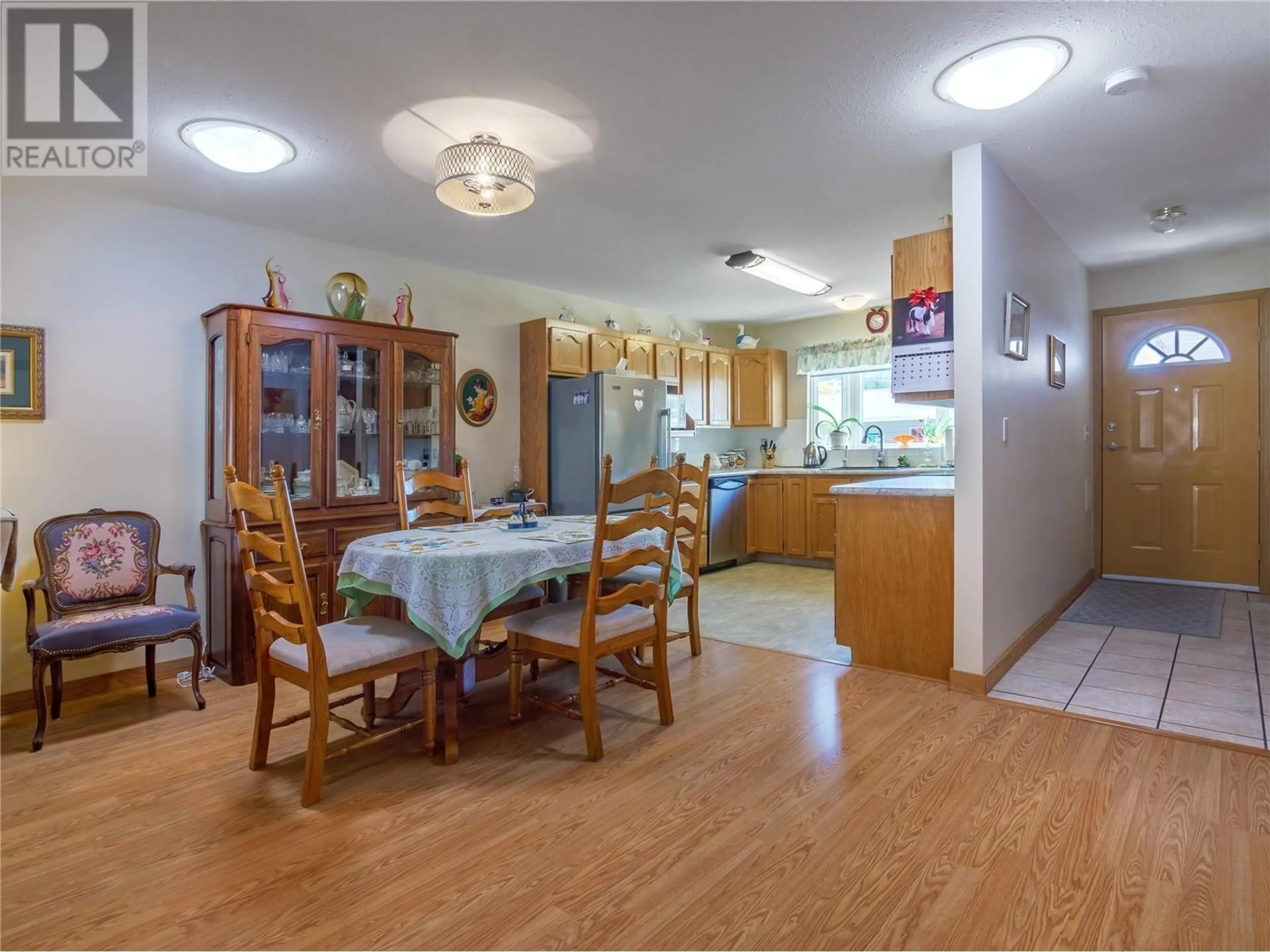 Dining room, unknown for 111 - 2445 SOUTH MAIN STREET, Penticton British Columbia V2A5J1