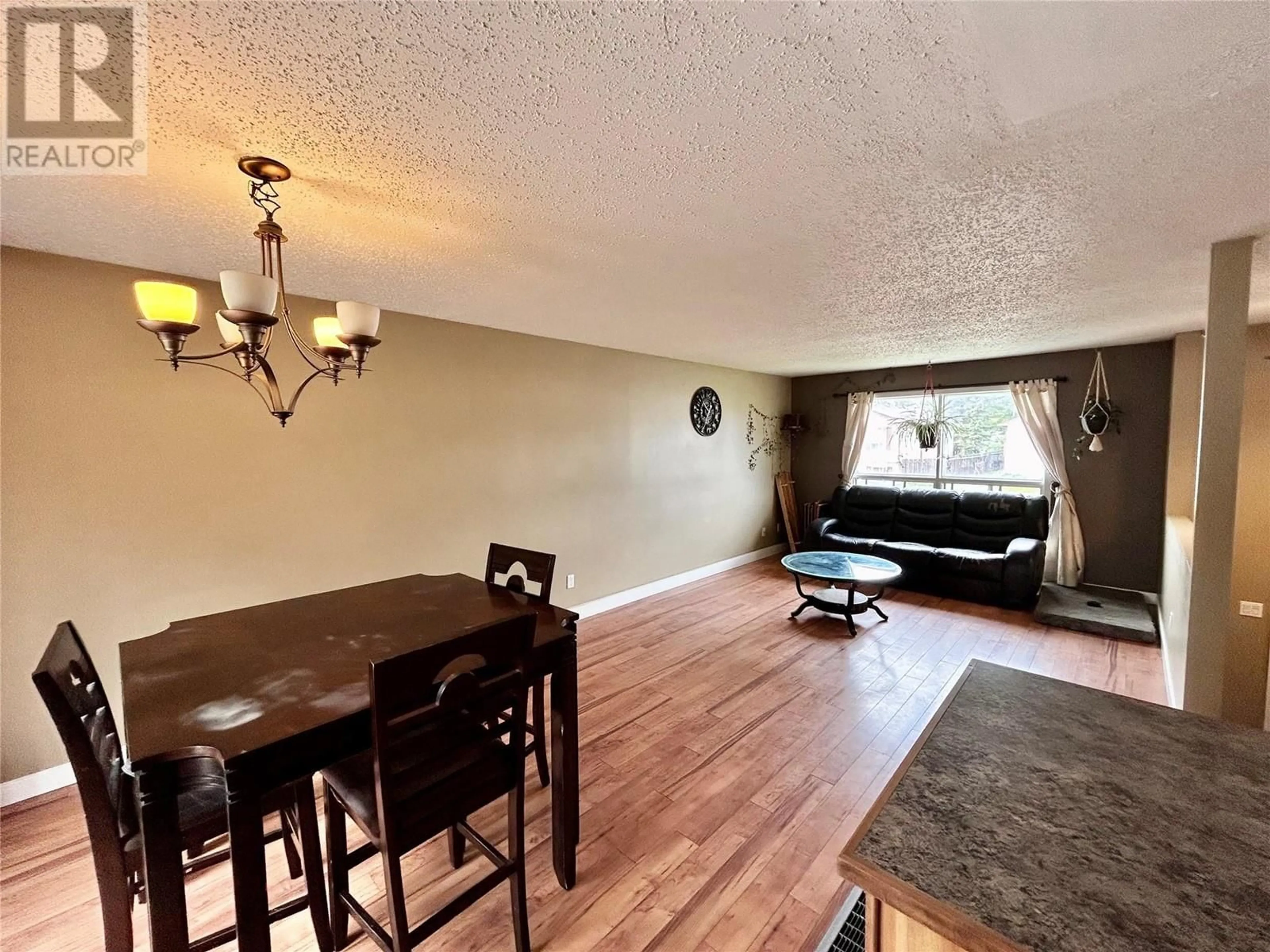 A pic of a room for 311 COTTONWOOD AVENUE, Tumbler Ridge British Columbia V0C2W0