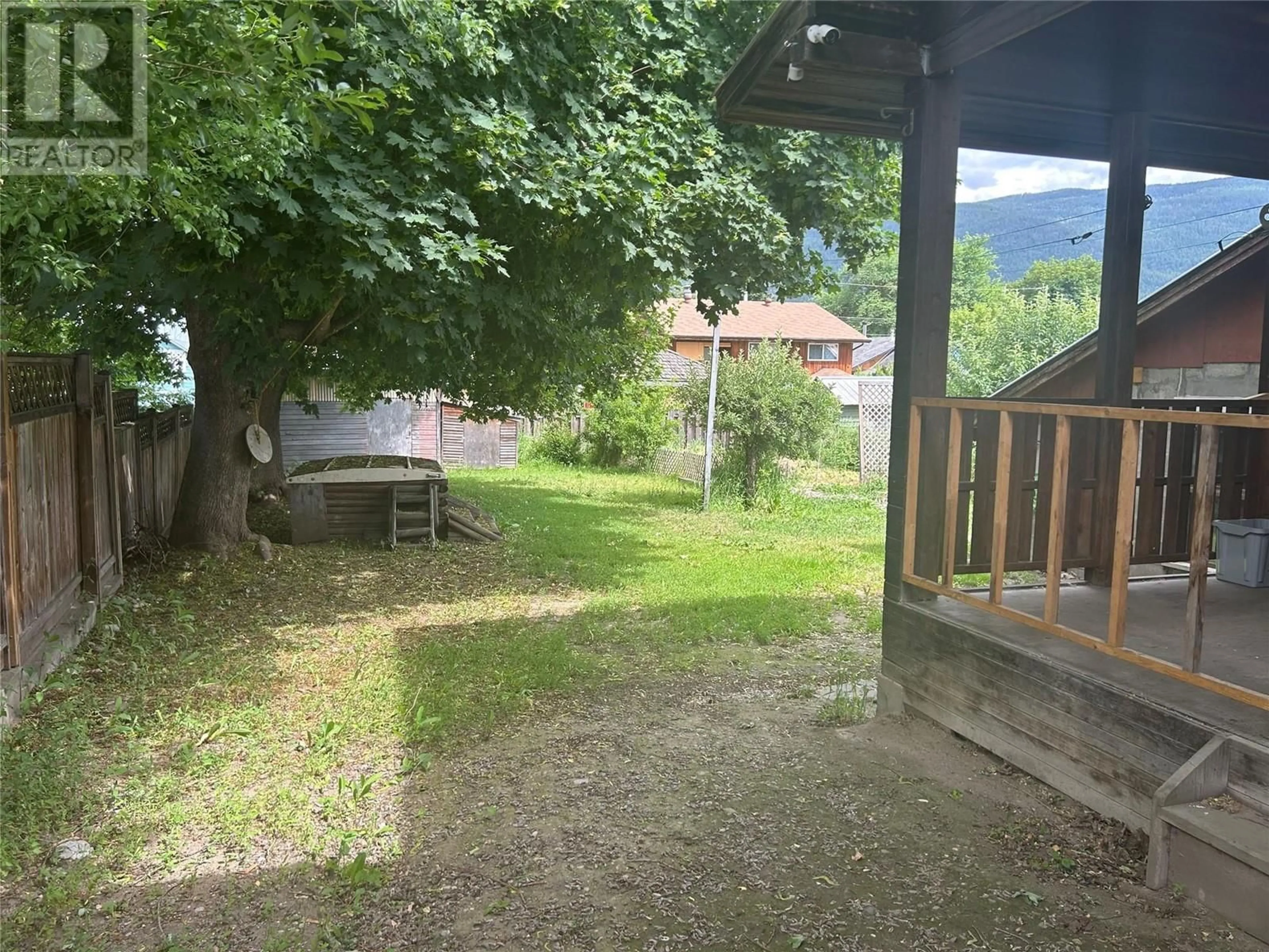 Patio, mountain view for 2930 MORAY STREET, Armstrong British Columbia V4Y0G7