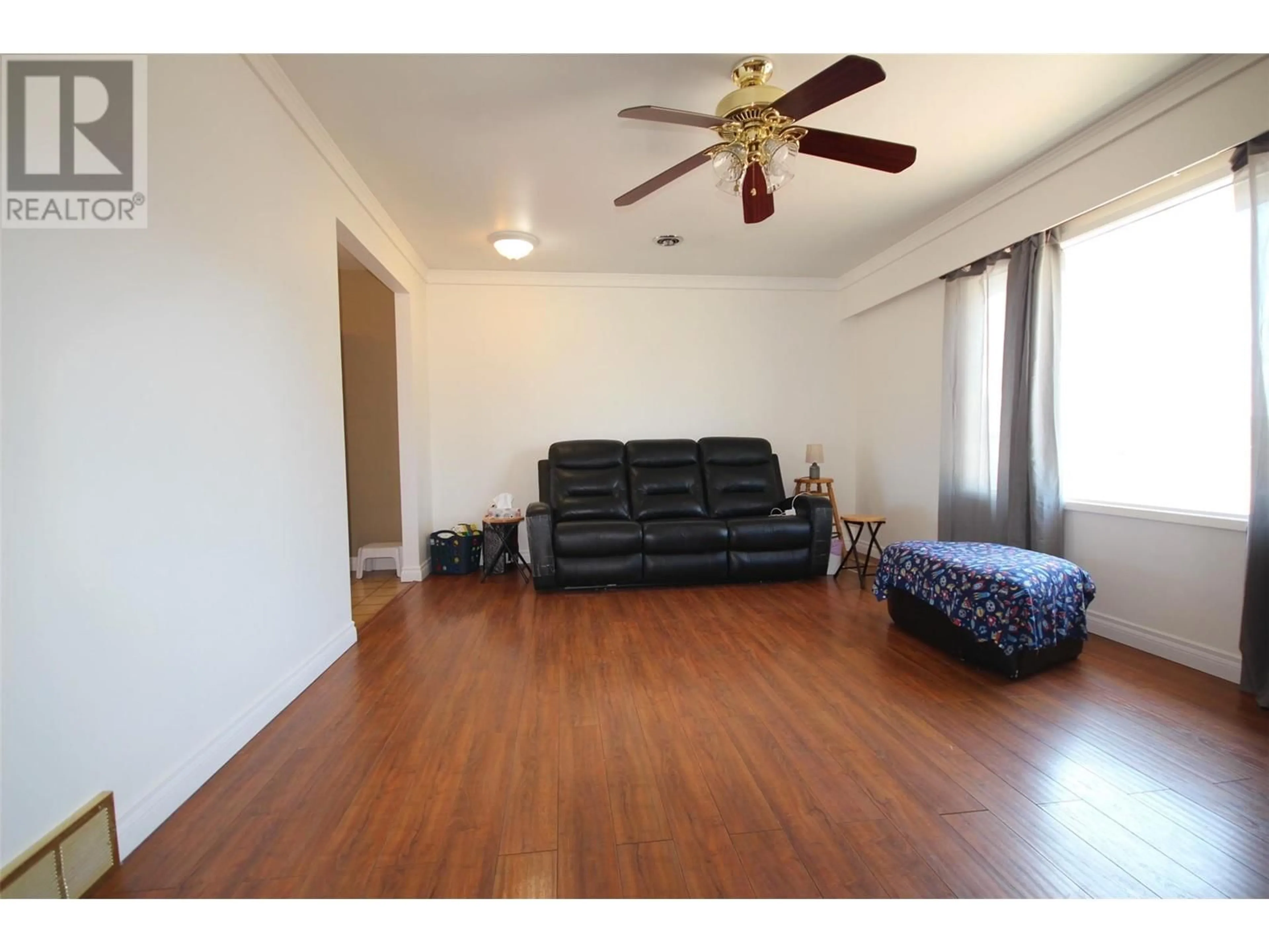 A pic of a room for 916 112 AVENUE, Dawson Creek British Columbia V1G2Y3