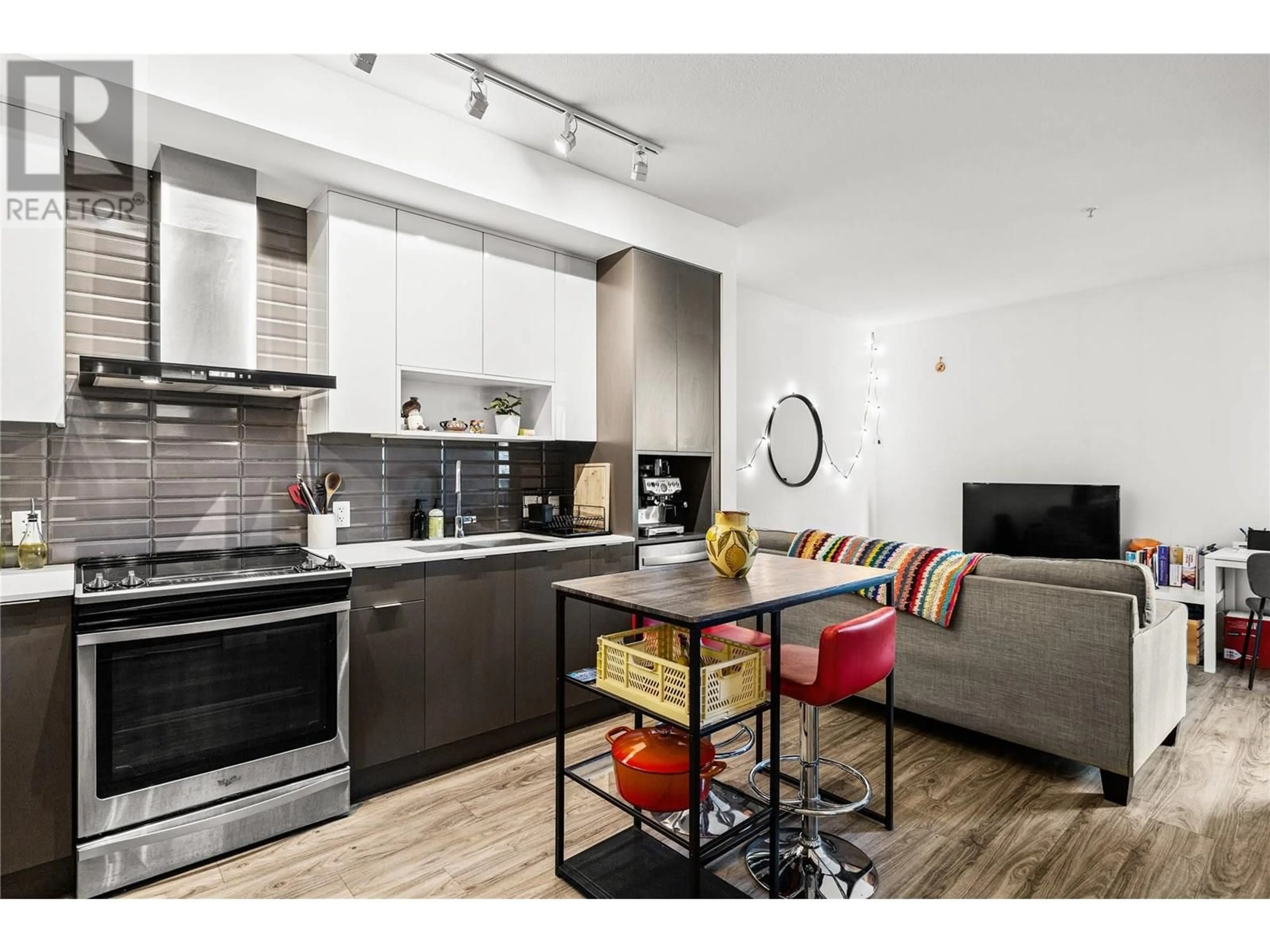 Open concept kitchen, unknown for 116 - 1775 CHAPMAN PLACE, Kelowna British Columbia V1Y0G3