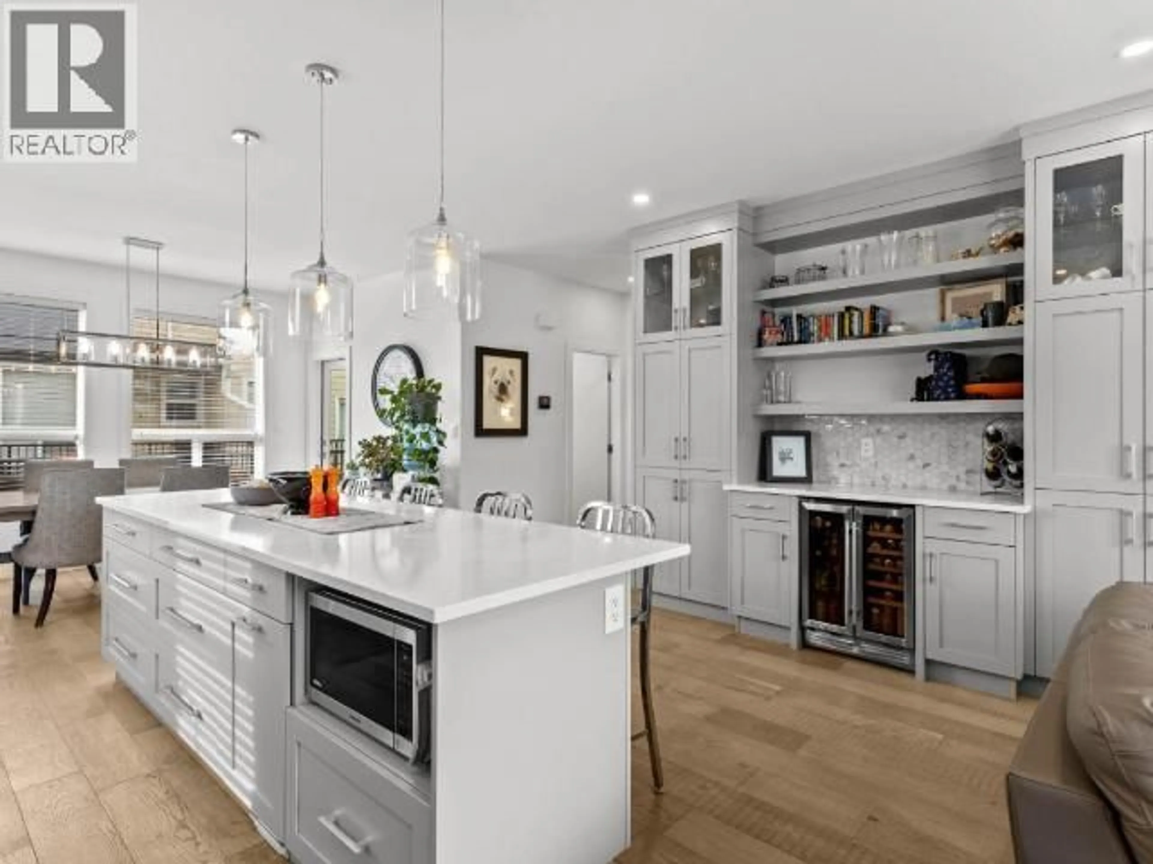 Open concept kitchen, unknown for 105 - 370 9TH AVENUE, Kamloops British Columbia V2C0H9