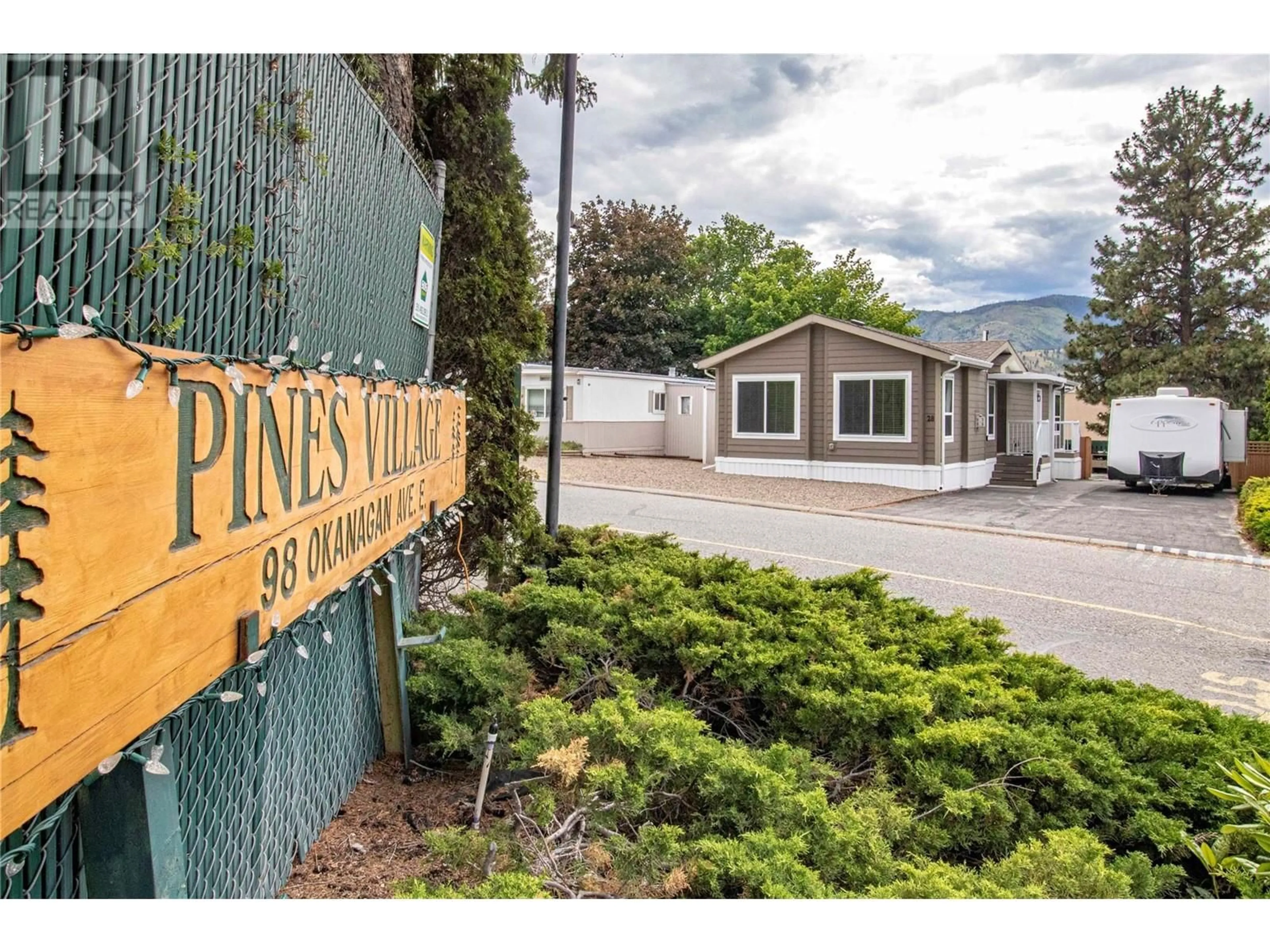 Unknown for 28 - 98 OKANAGAN AVENUE EAST, Penticton British Columbia V2A3J5