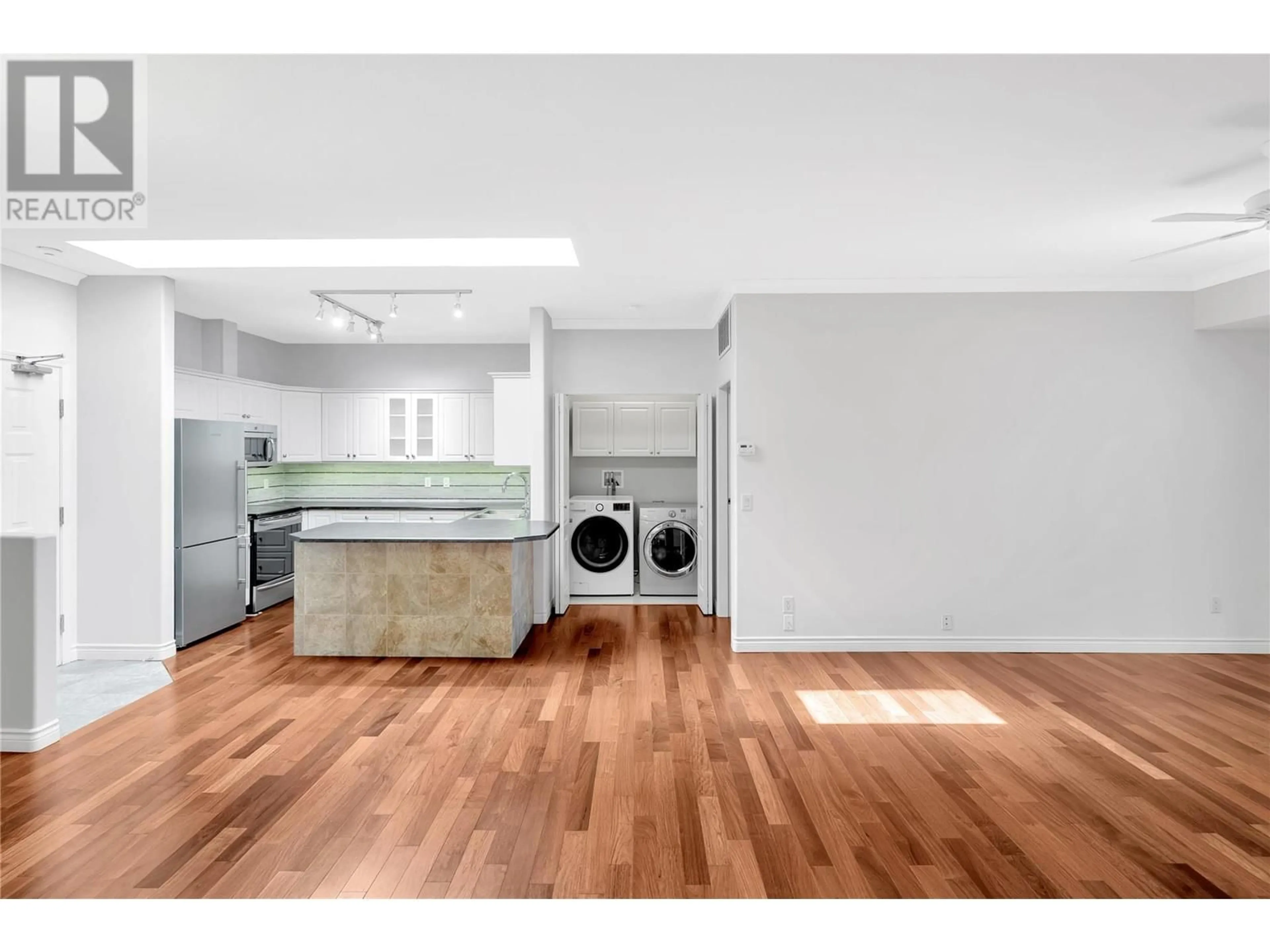 Unknown for 313 - 2300 BENVOULIN ROAD, Kelowna British Columbia V1W2C6