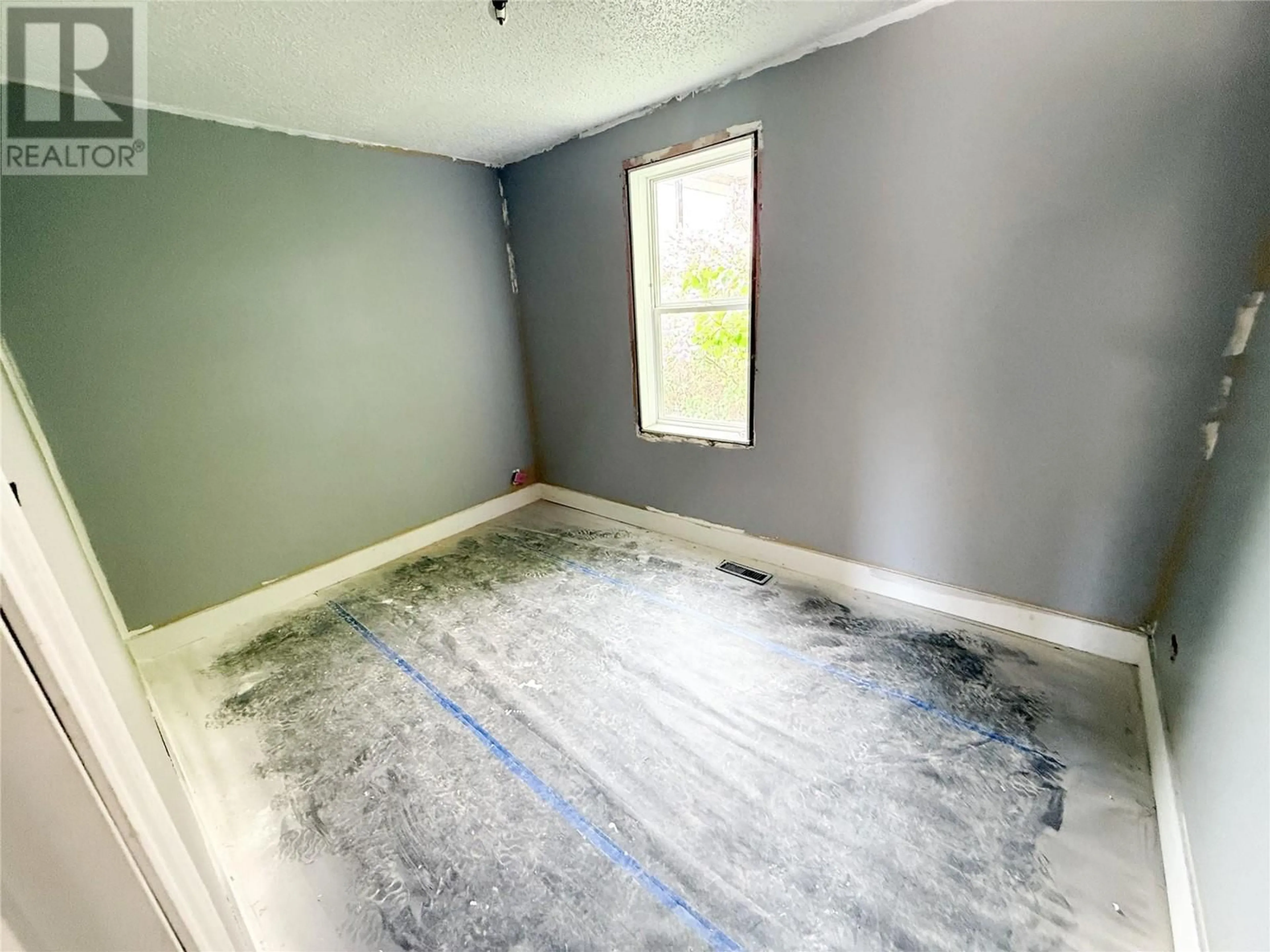 A pic of a room for 1541 96 AVENUE, Dawson Creek British Columbia V1G1L2