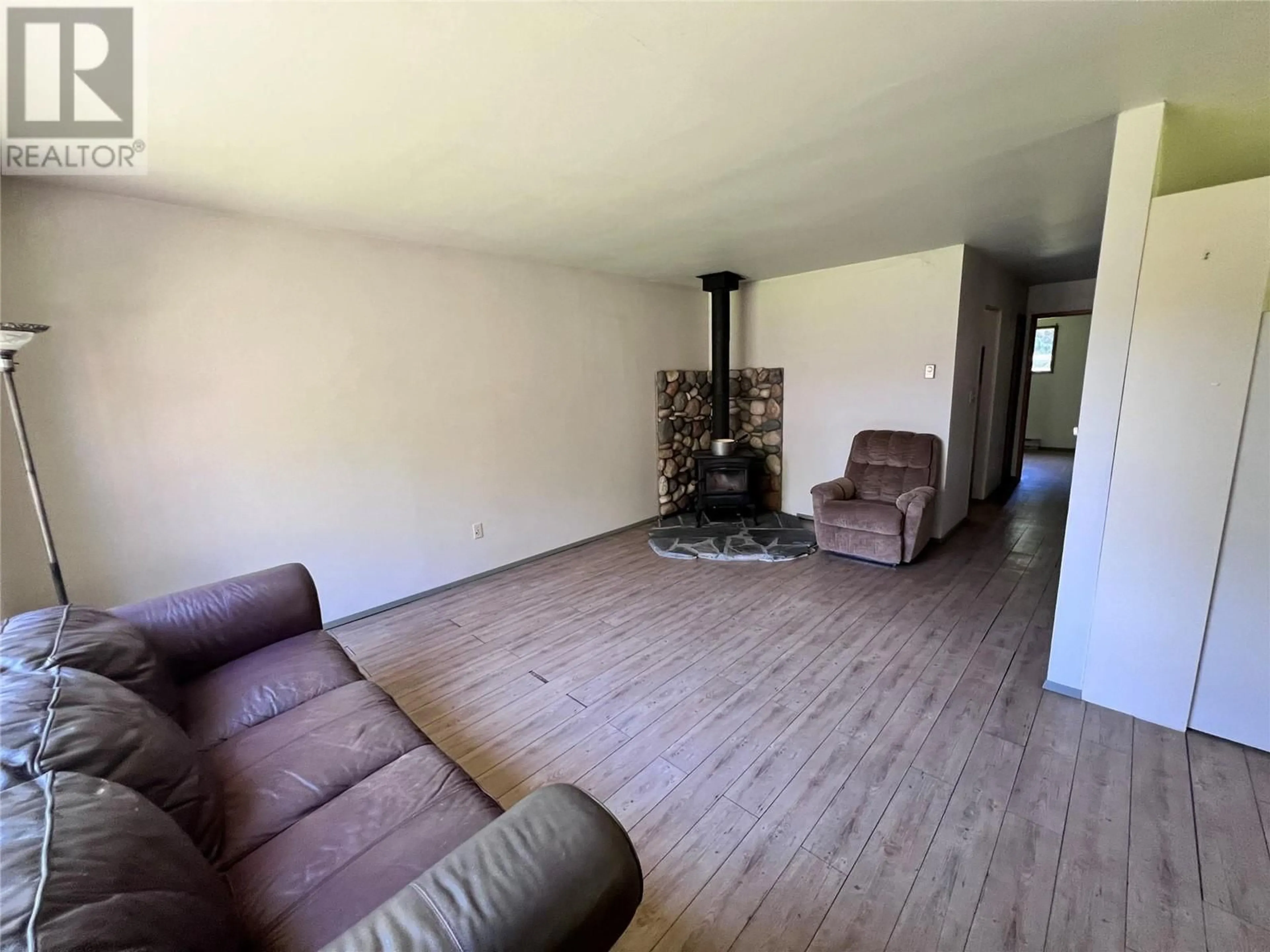 A pic of a room for 44 HOLLINGSWORTH ROAD, Cherryville British Columbia V0E2G3