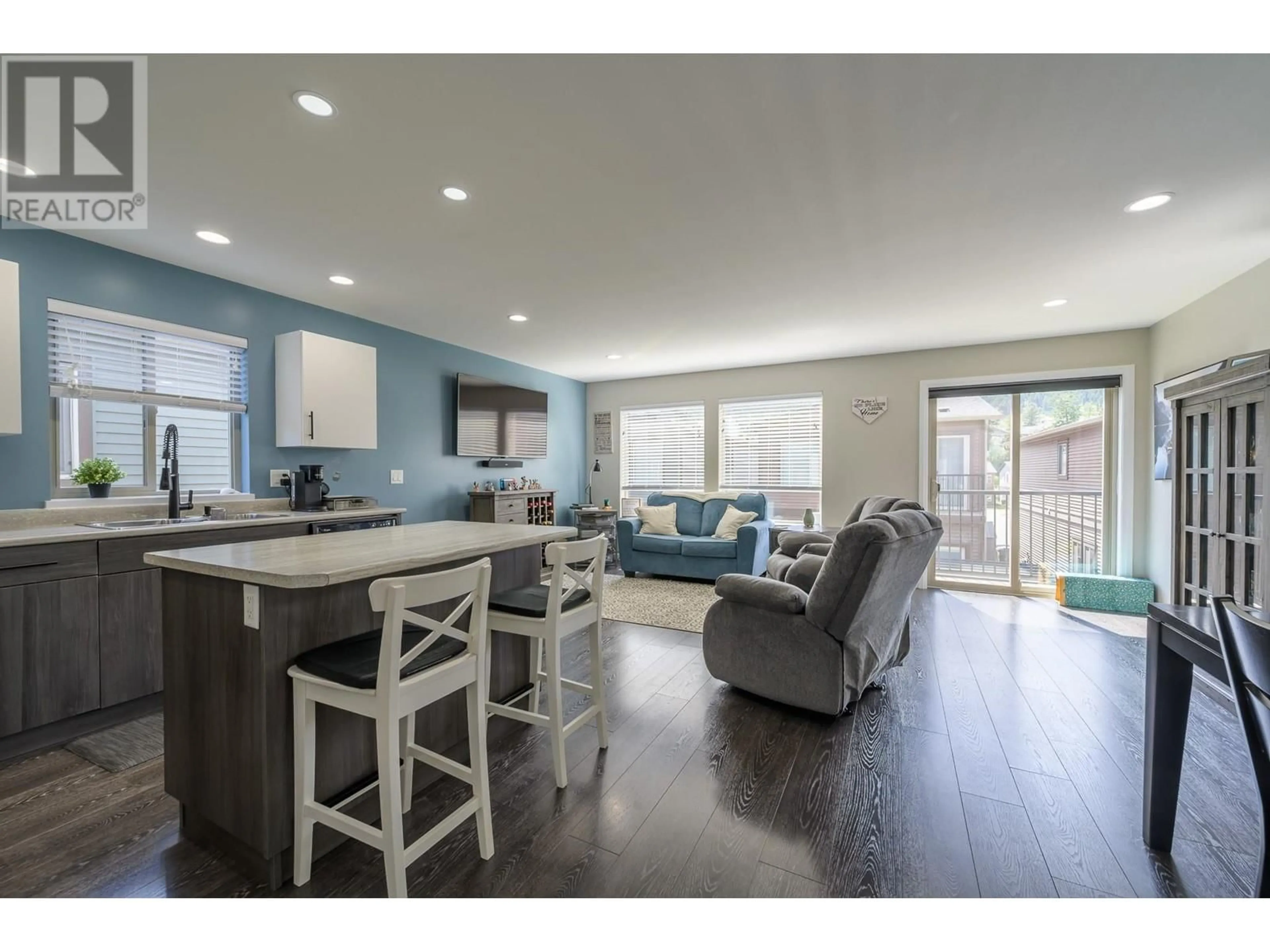 Open concept kitchen, unknown for 119 - 1850 HUGH ALLAN DRIVE, Kamloops British Columbia V1S0C8