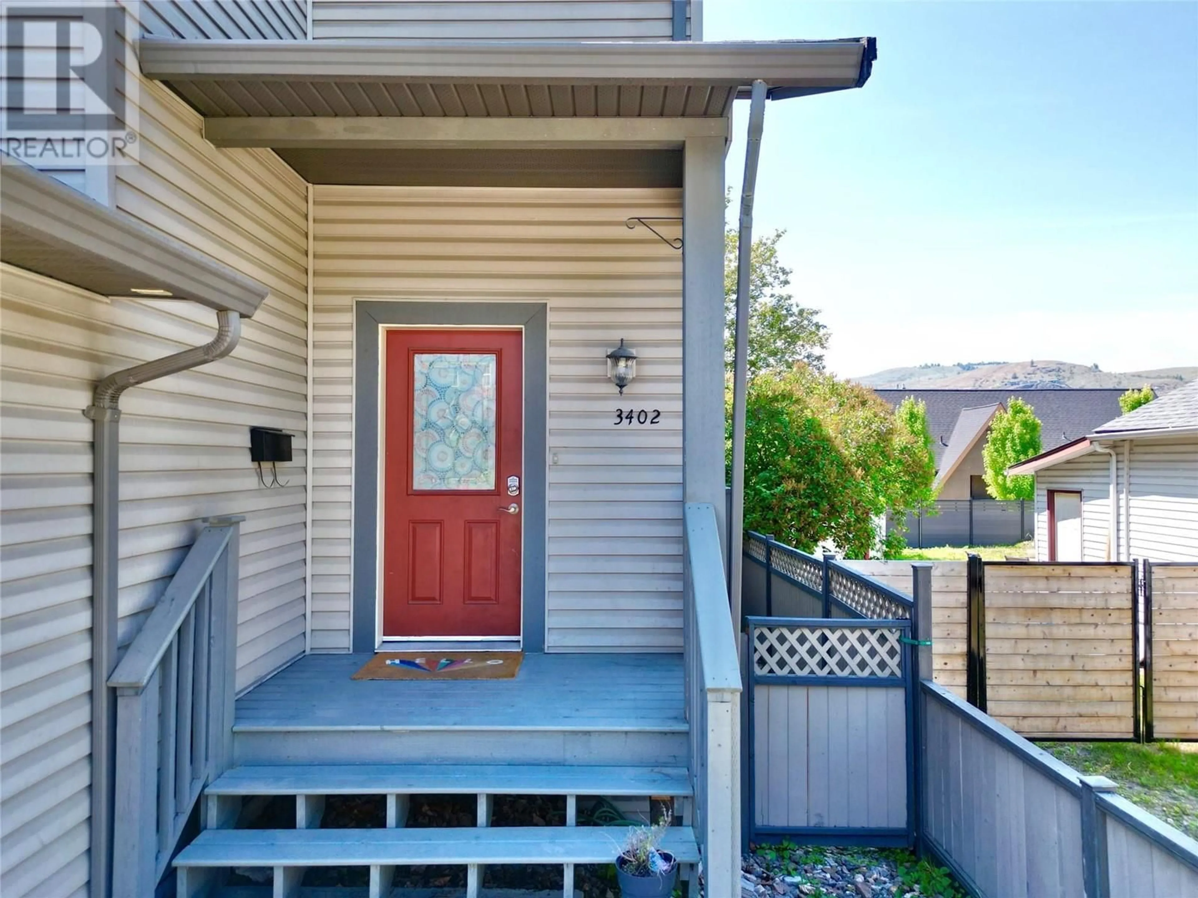 Home with vinyl exterior material, street for B - 3402 26 STREET, Vernon British Columbia V1T4V3