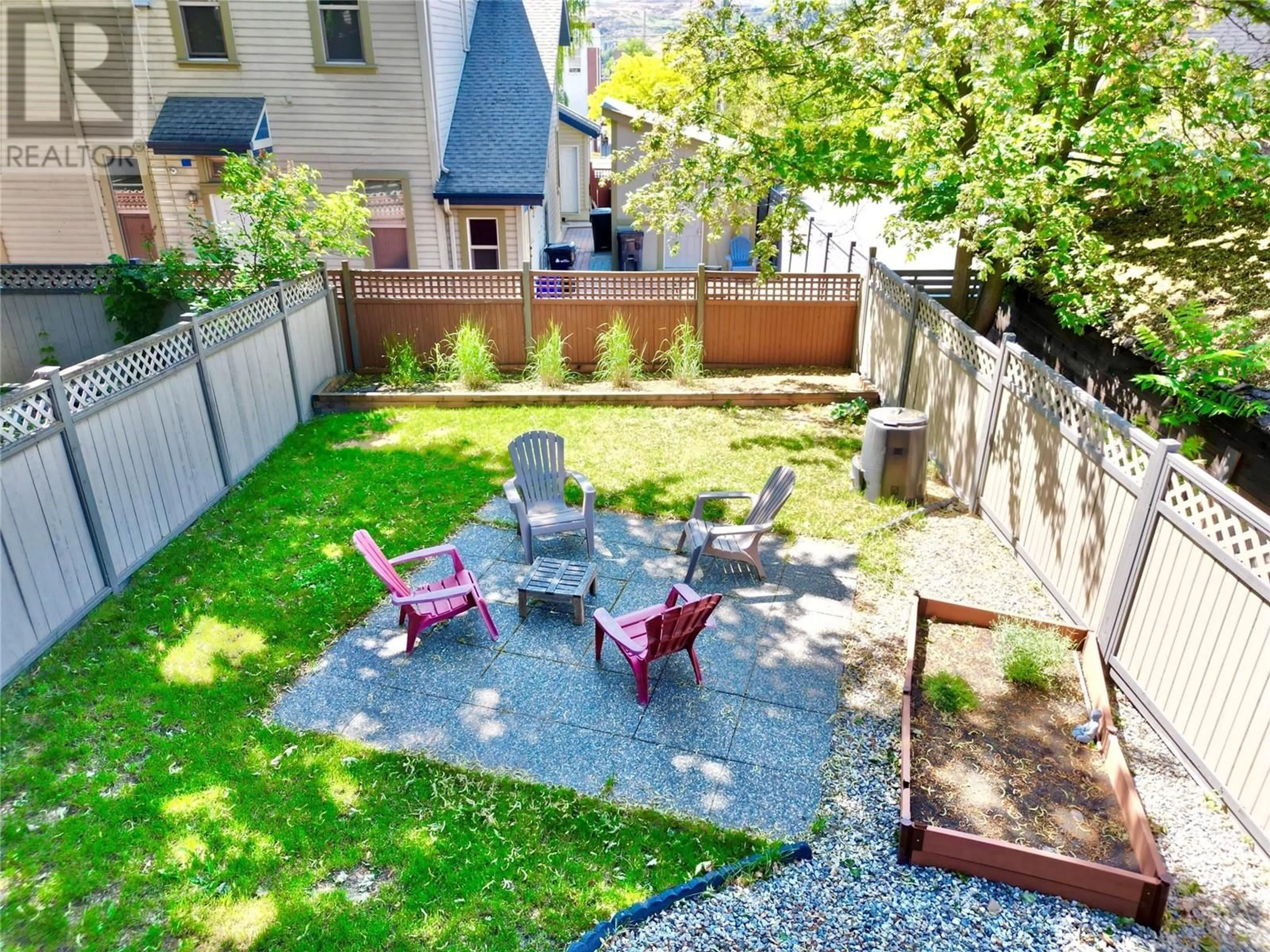 Patio, street for B - 3402 26 STREET, Vernon British Columbia V1T4V3