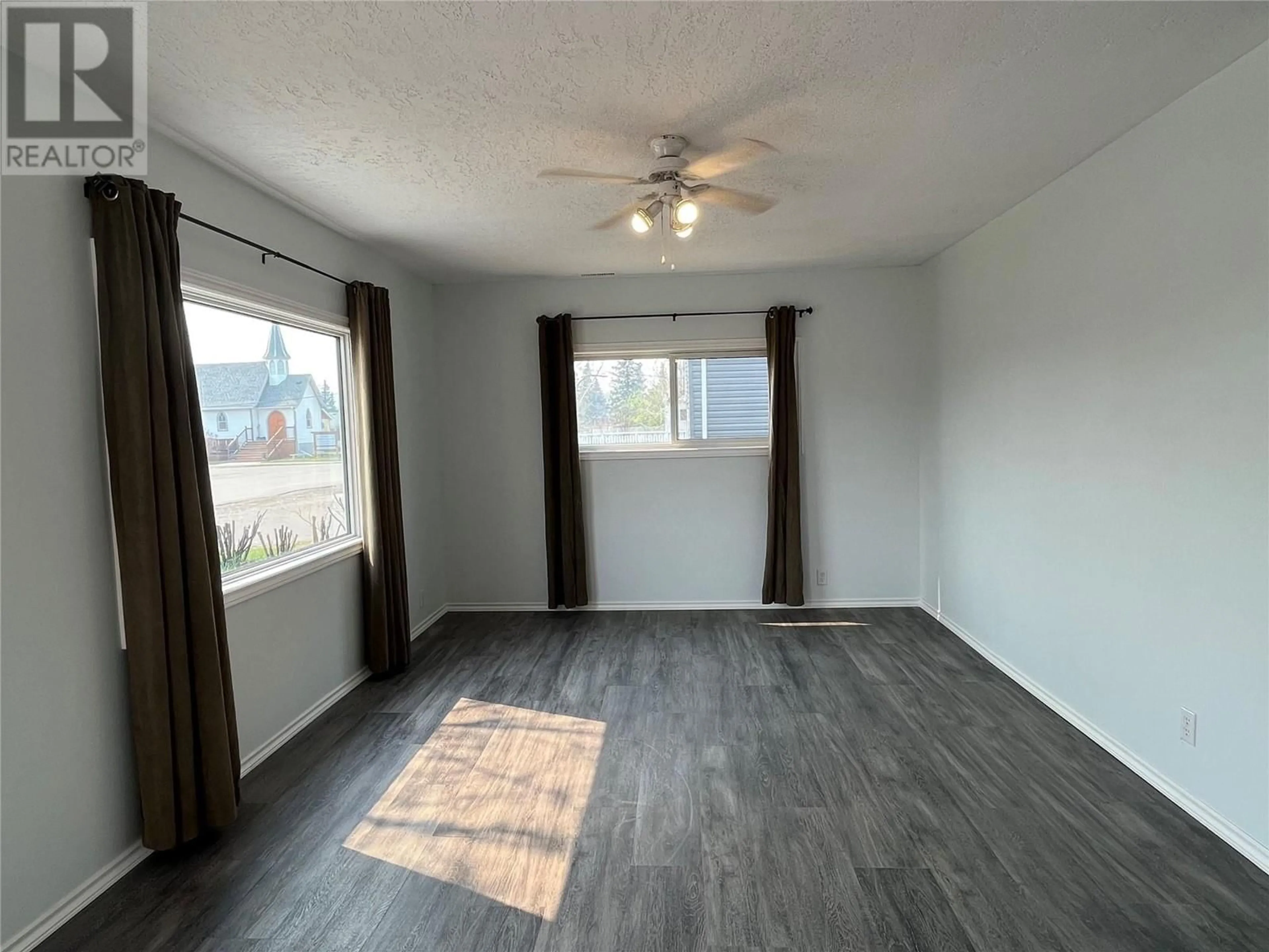 A pic of a room for 5002 48 AVENUE, Pouce Coupe British Columbia V0C2C0