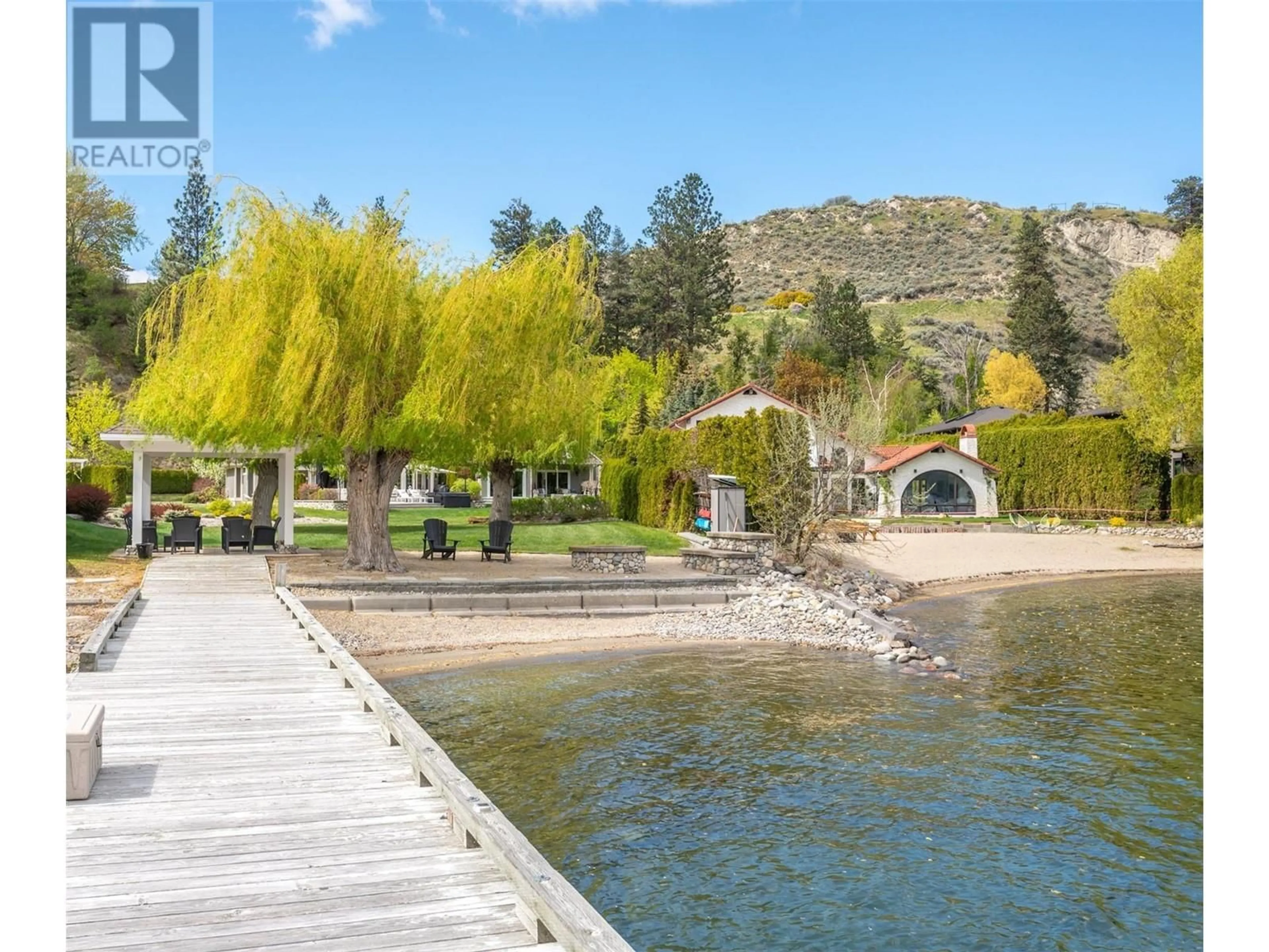 Patio, water/lake/river/ocean view for 6 - 15419 LAKESHORE DRIVE NORTH, Summerland British Columbia V0H1Z6