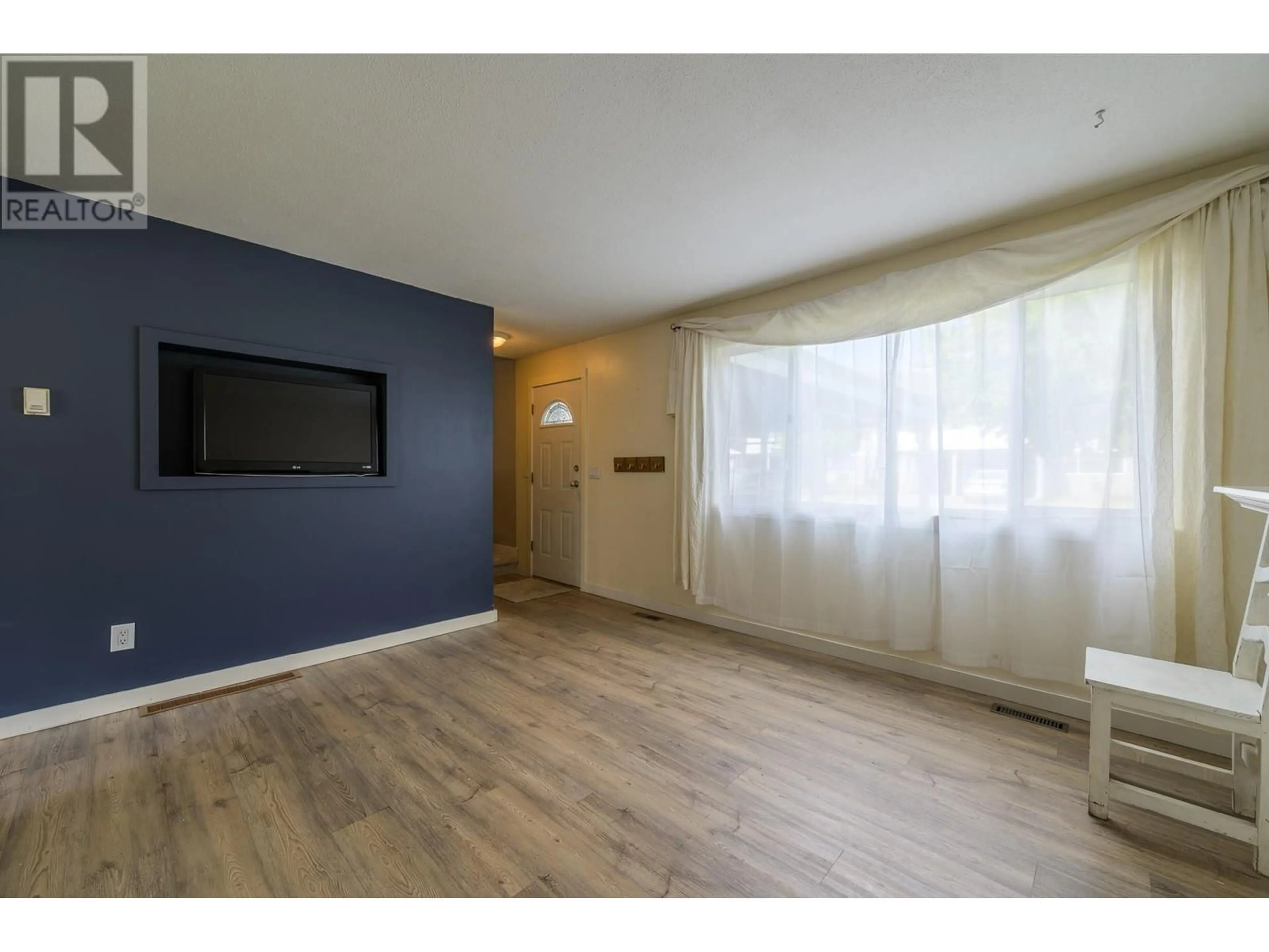A pic of a room for 7 - 1173 PONLEN STREET, Kamloops British Columbia V2B5N4