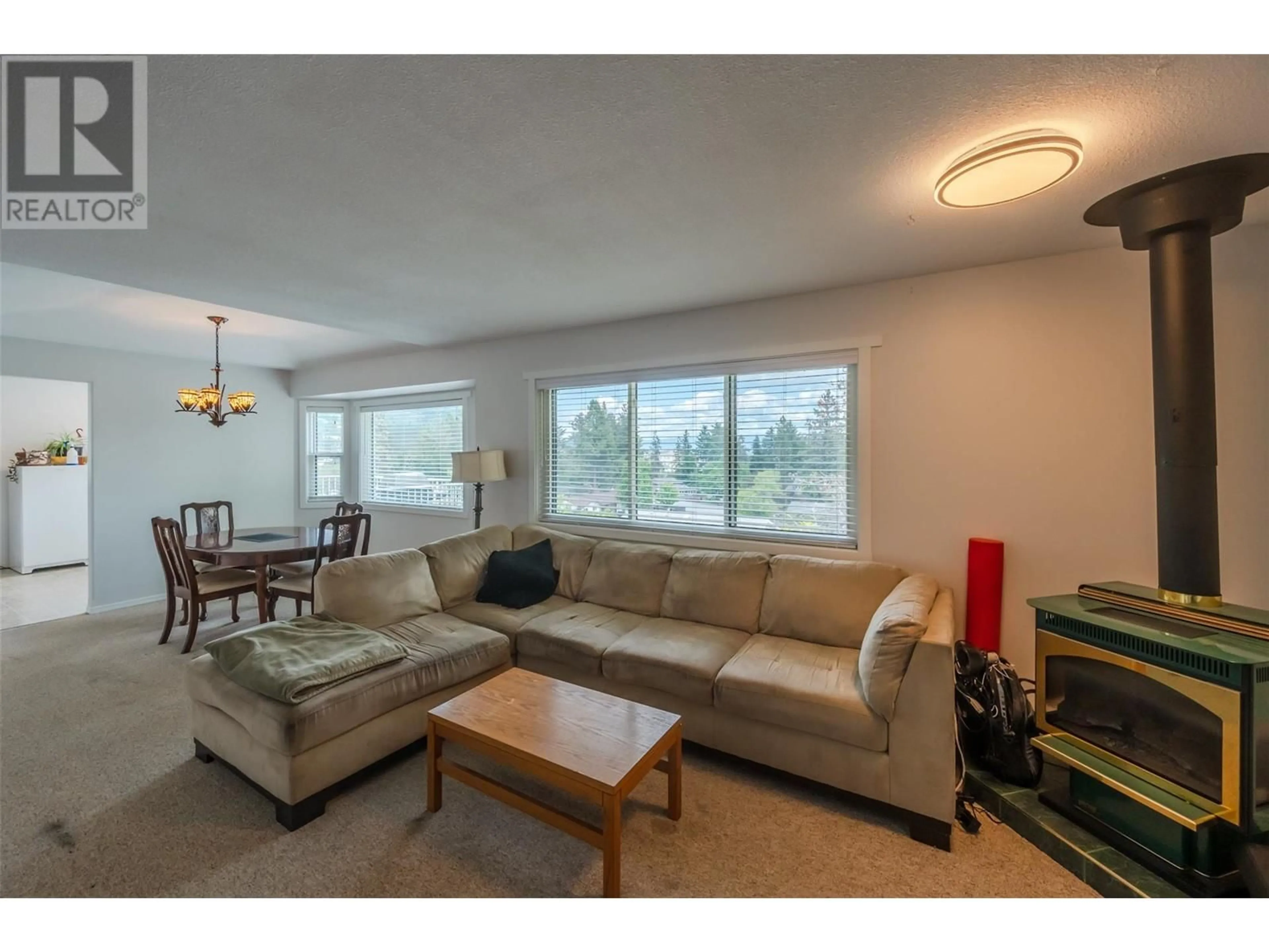 Living room with furniture, unknown for 3459 ROSEDALE COURT, West Kelowna British Columbia V4T2R6