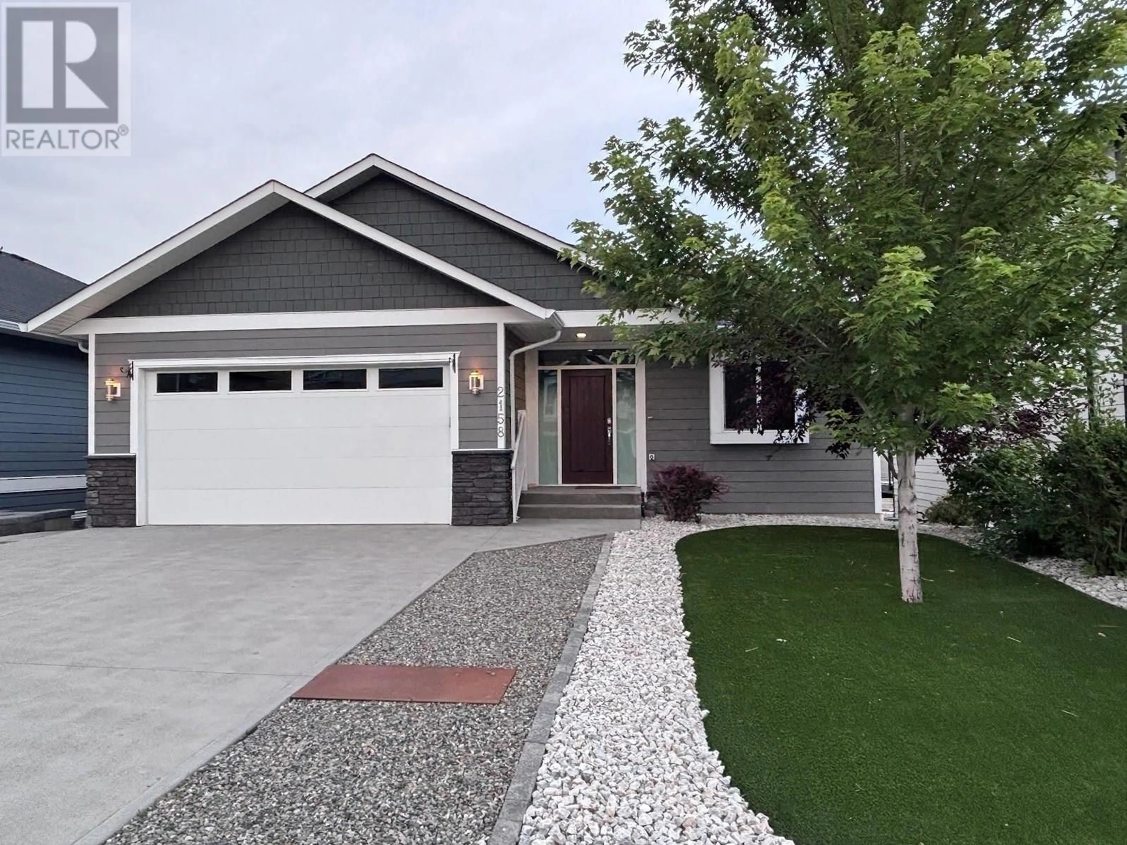 Home with vinyl exterior material, street for 2158 DOUBLETREE CRESCENT, Kamloops British Columbia V2b0G8