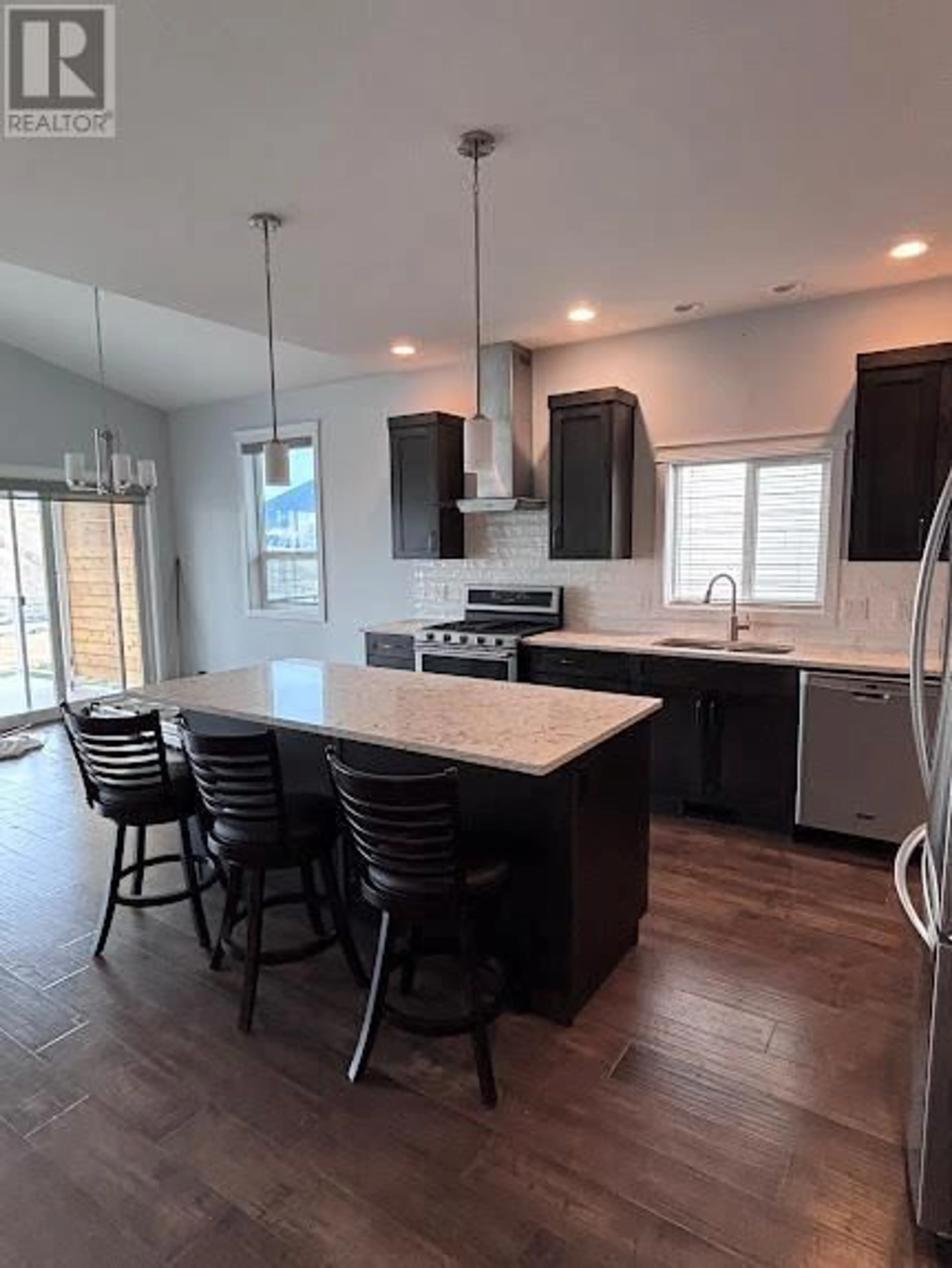 Open concept kitchen, unknown for 2158 DOUBLETREE CRESCENT, Kamloops British Columbia V2b0G8