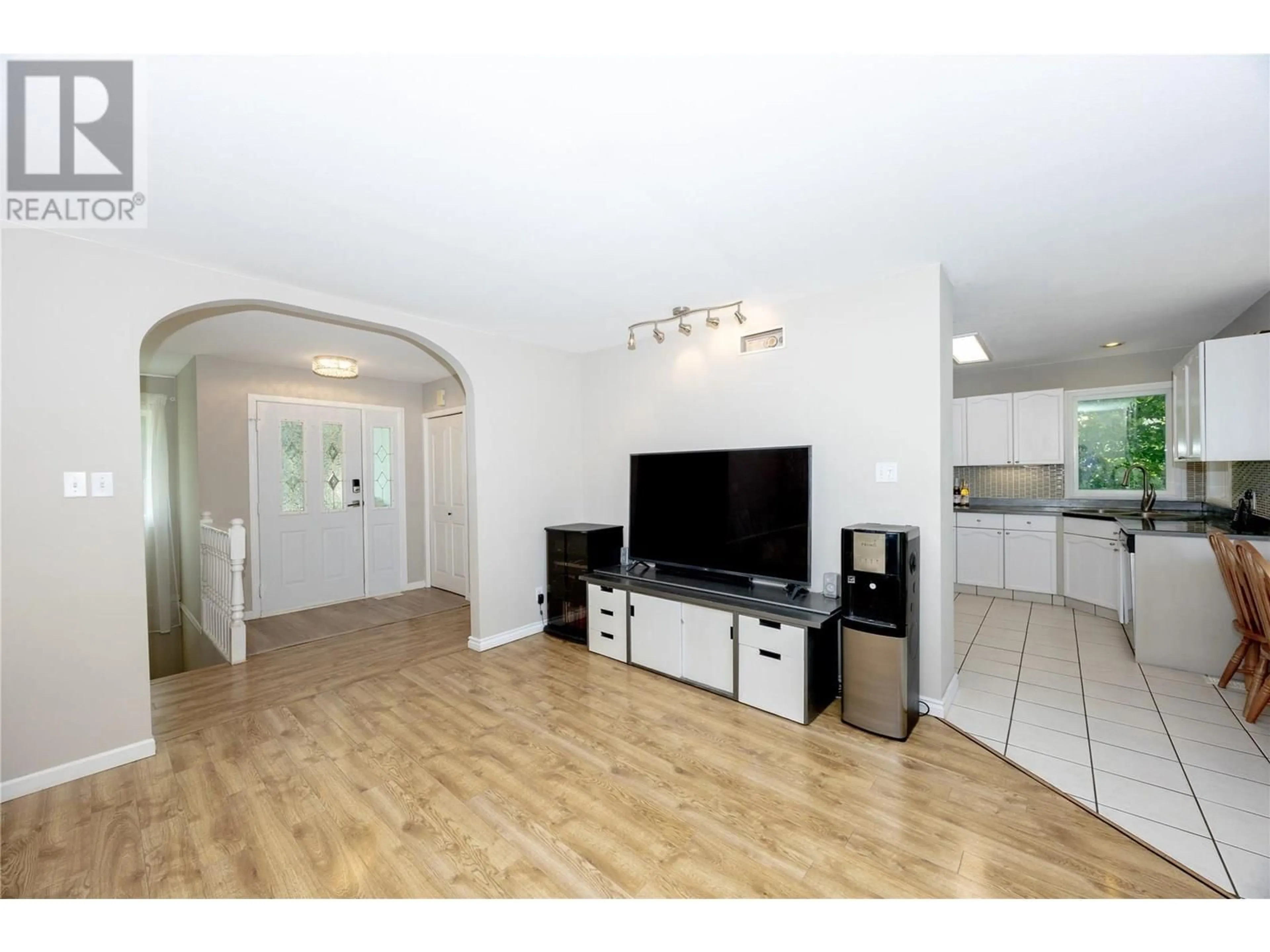 Unknown for 10580 BONNIE DRIVE, Lake Country British Columbia V4V1W1