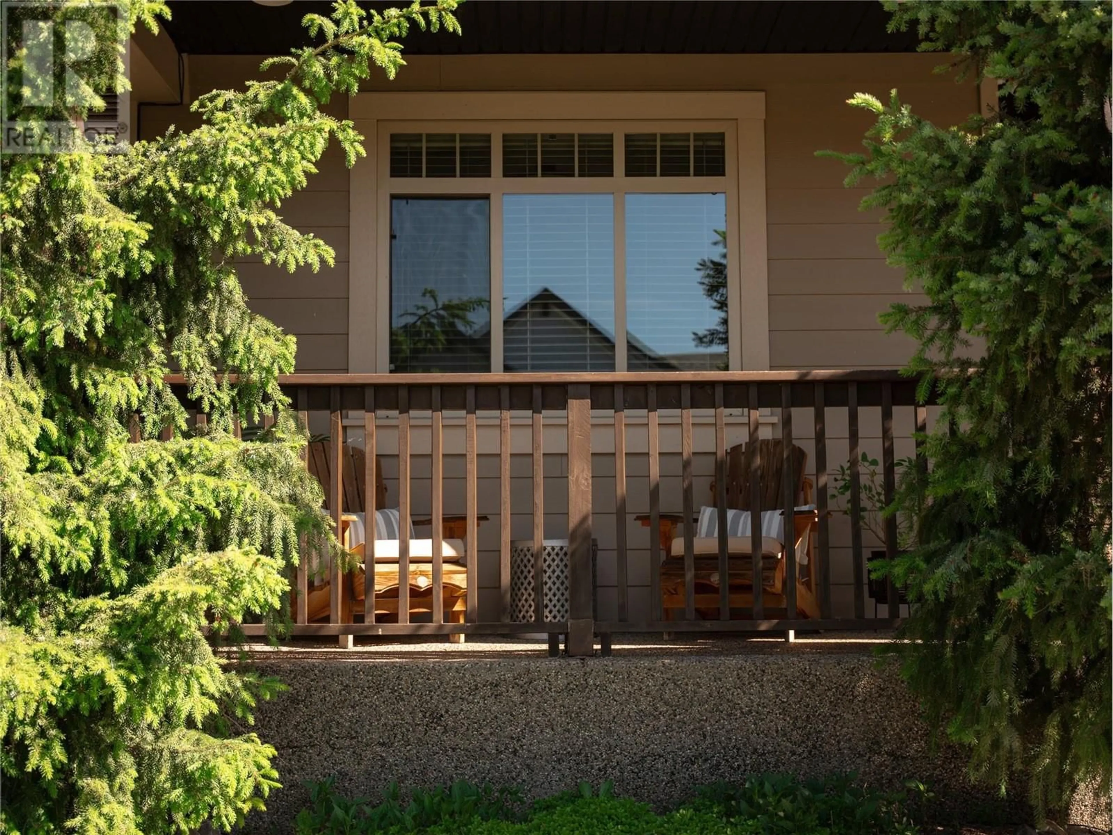 Patio, street for 1895 HIDDEN LAKE PLACE, Kelowna British Columbia V1V2W8