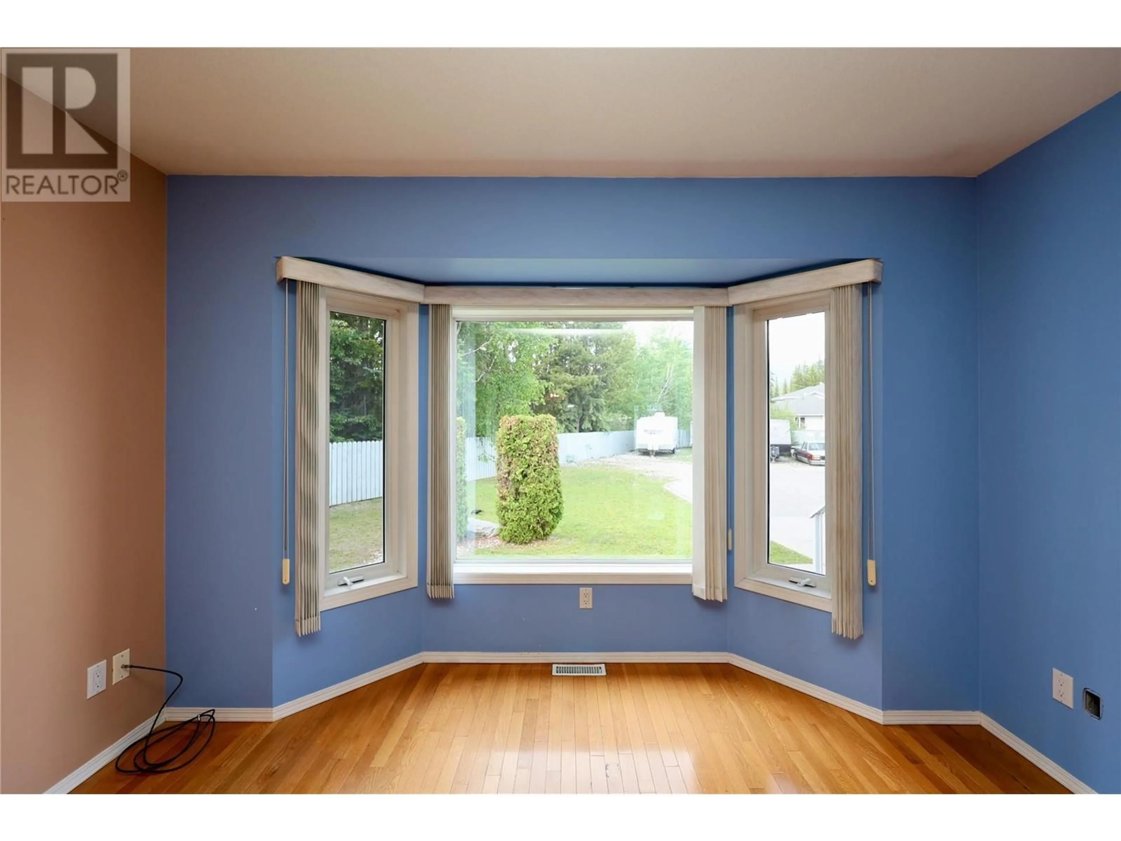 Unknown for 12 - 411 5TH AVENUE SOUTH, Golden British Columbia V0A1H0