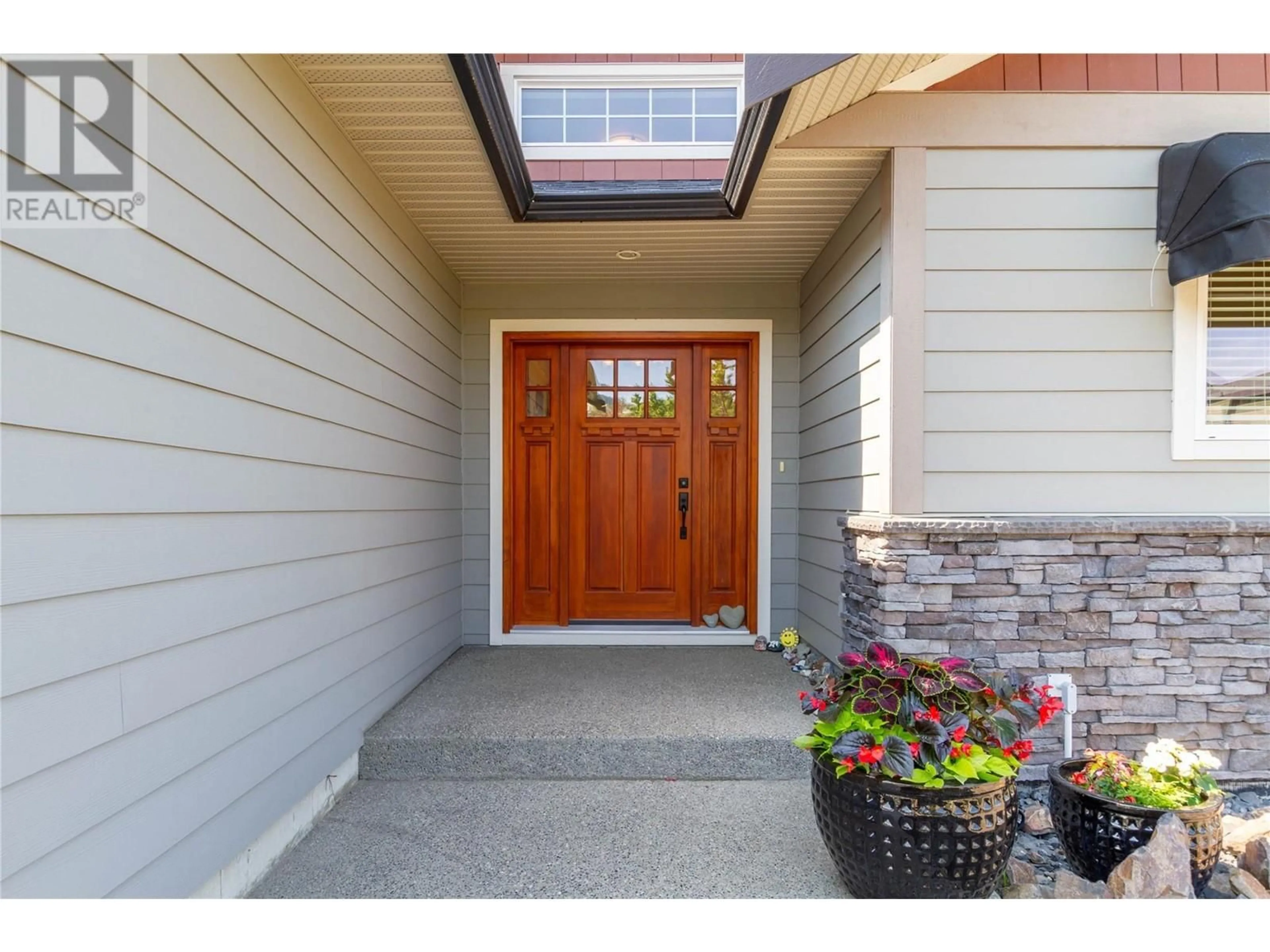Indoor entryway for 6518 BLACKCOMB WAY, Vernon British Columbia V1B4E1