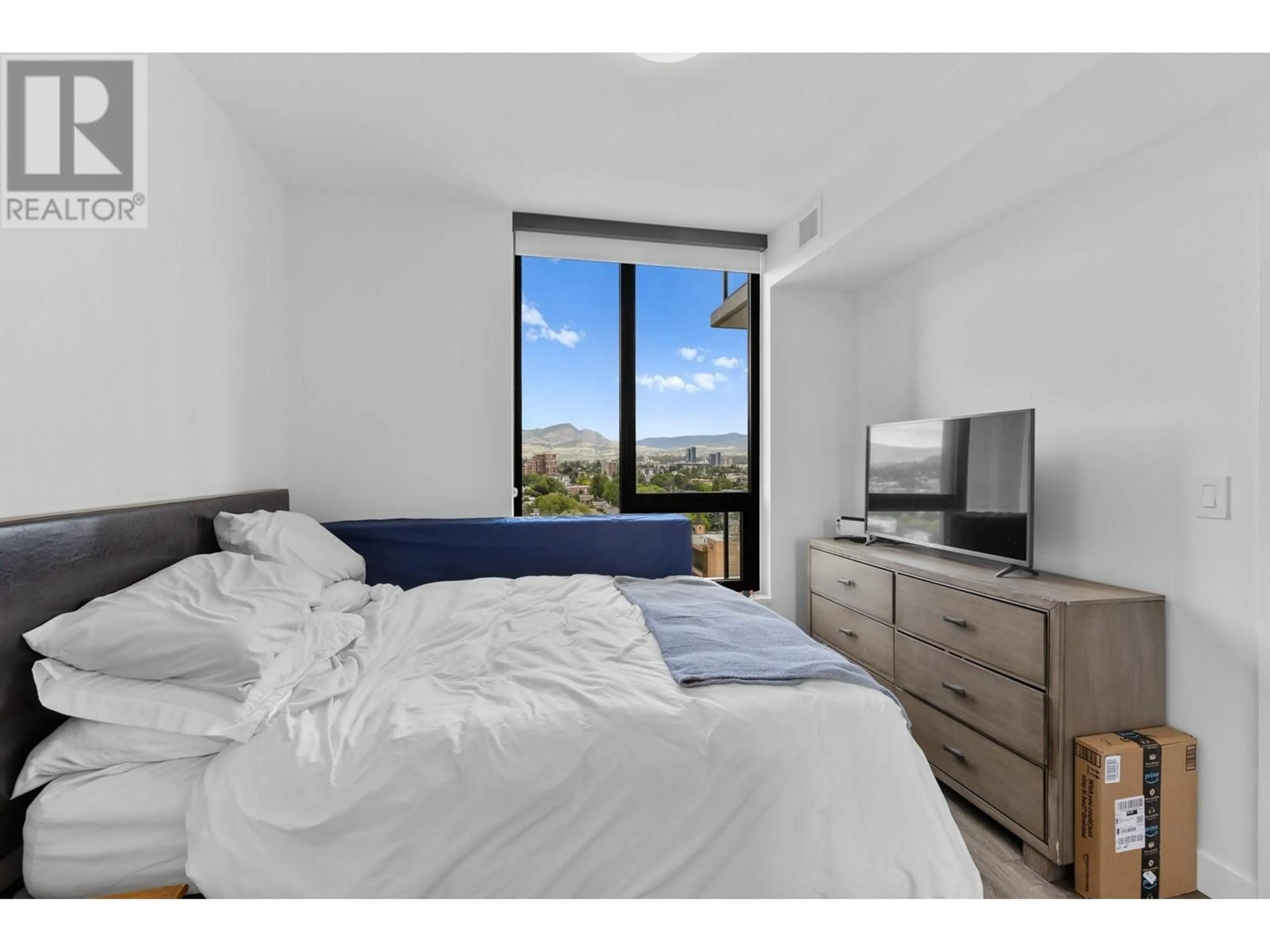 Bedroom with bed, unknown for 1411 - 1471 ST PAUL STREET, Kelowna British Columbia V1Y2E4