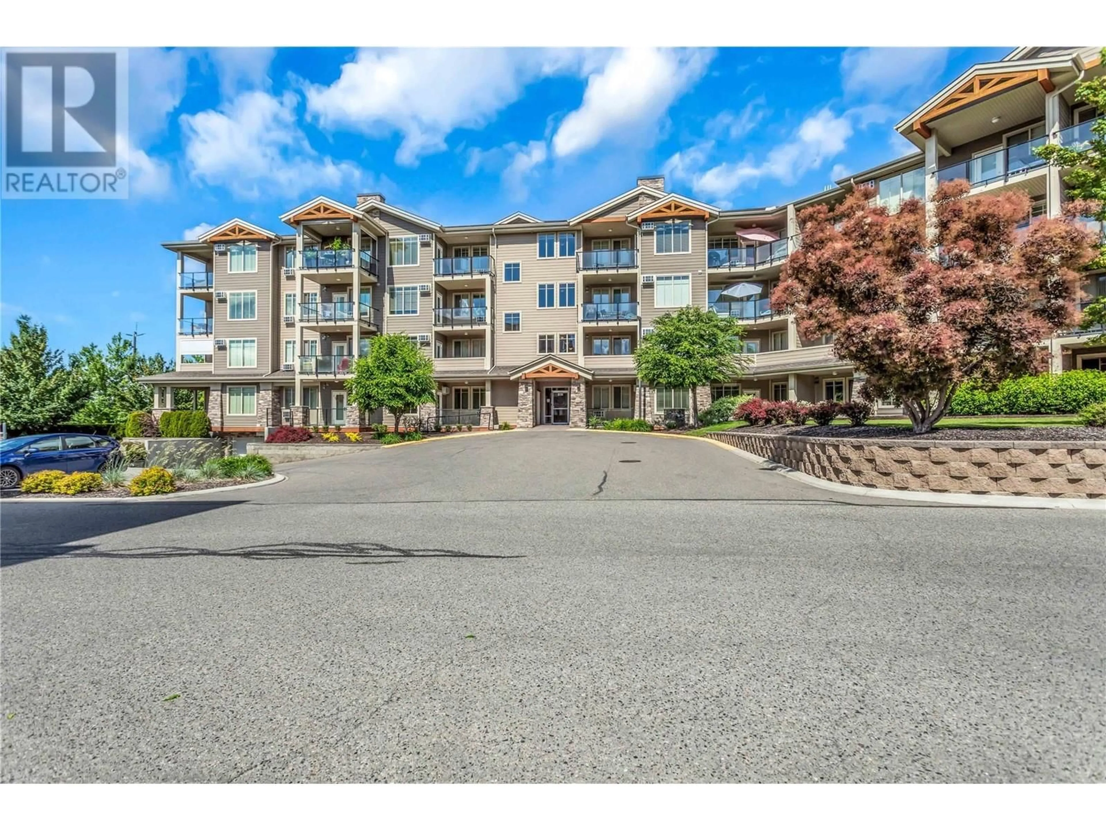A pic from outside/outdoor area/front of a property/back of a property/a pic from drone, unknown for 206 - 3731 CASORSO ROAD, Kelowna British Columbia V1W5E9