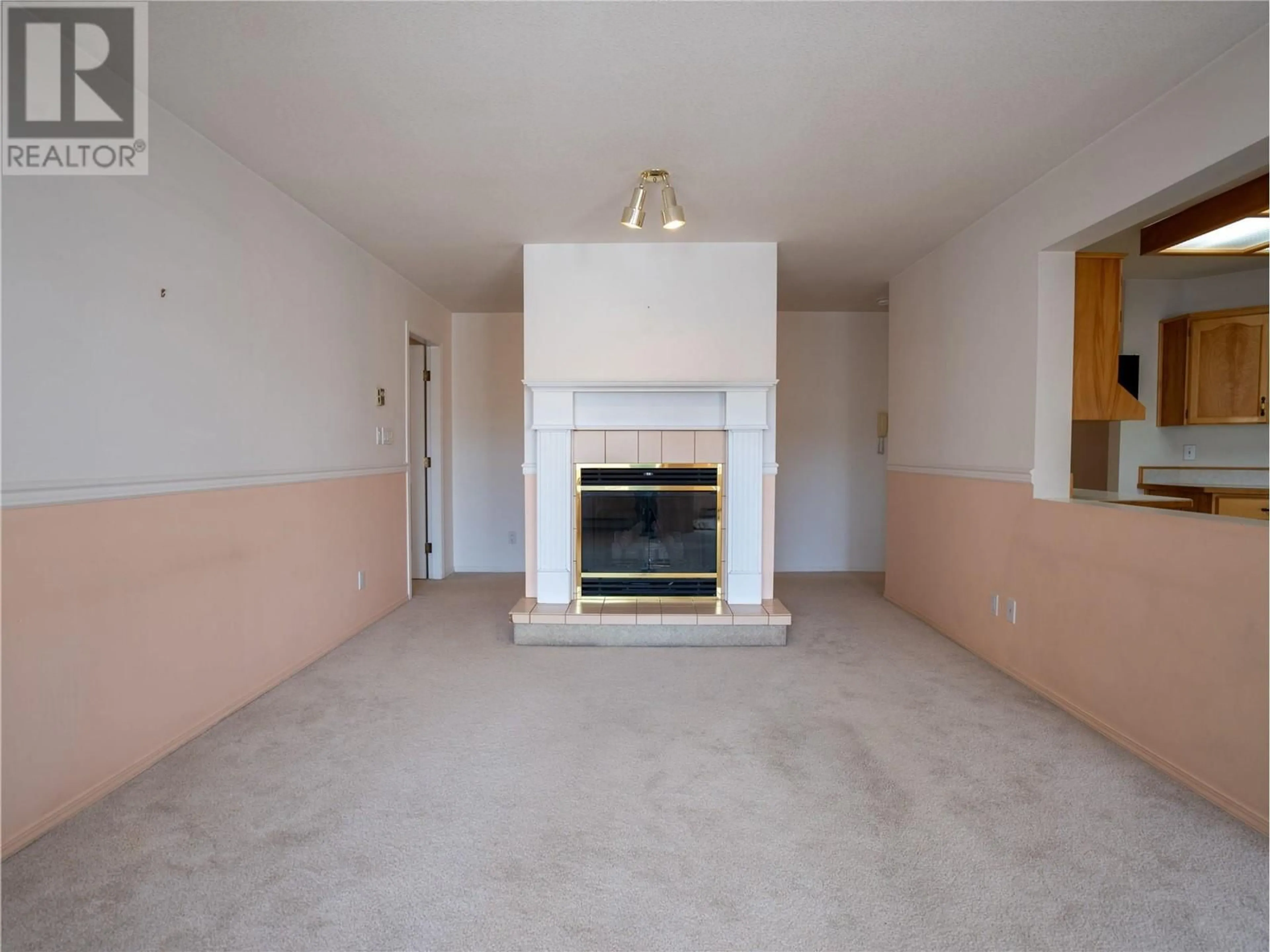 A pic of a room for 308 - 374 WINNIPEG STREET, Penticton British Columbia V2A5M5