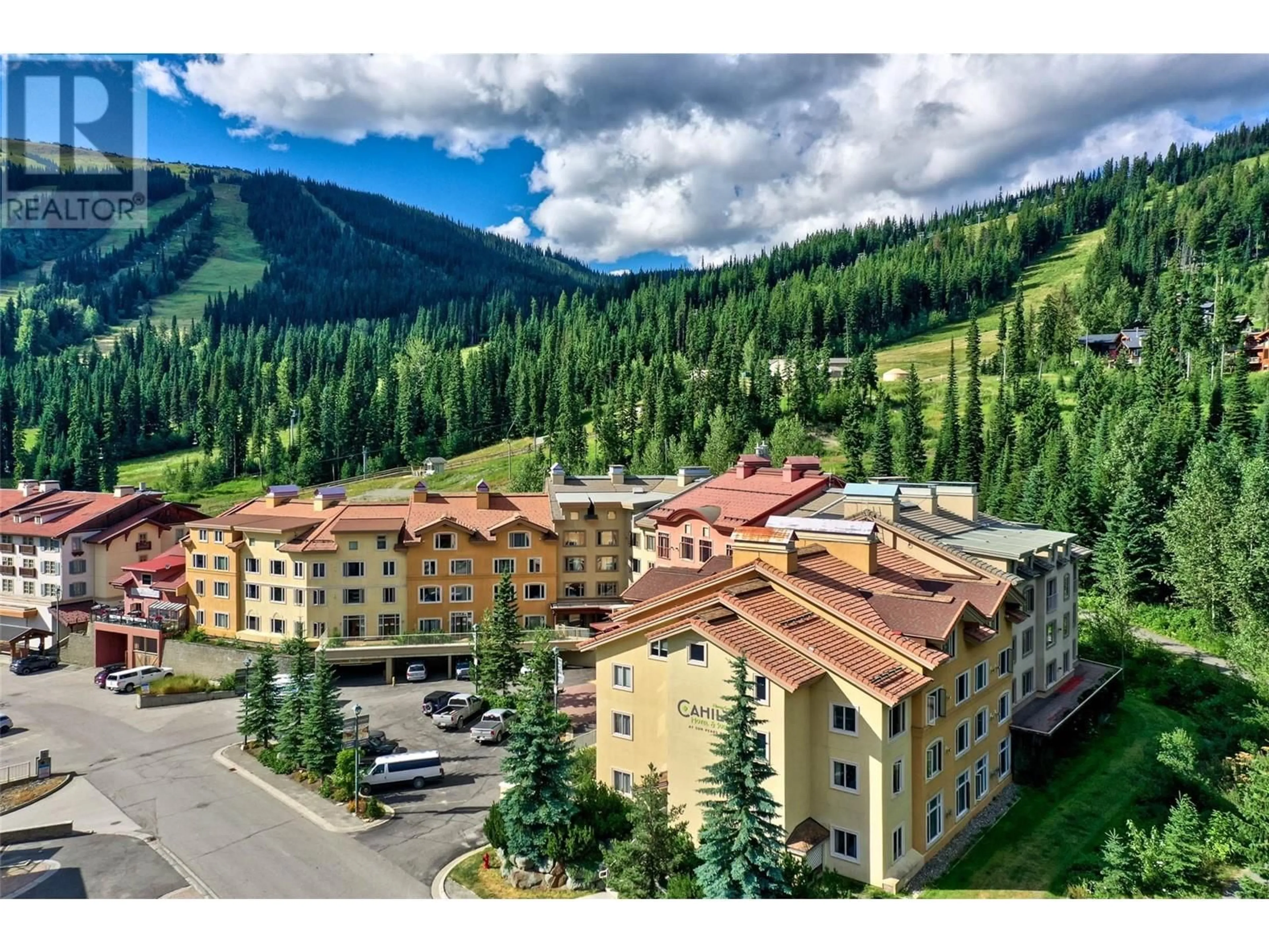 A pic from outside/outdoor area/front of a property/back of a property/a pic from drone, mountain view for 433 - 3220 VILLAGE WAY, Kamloops British Columbia V0E5N0