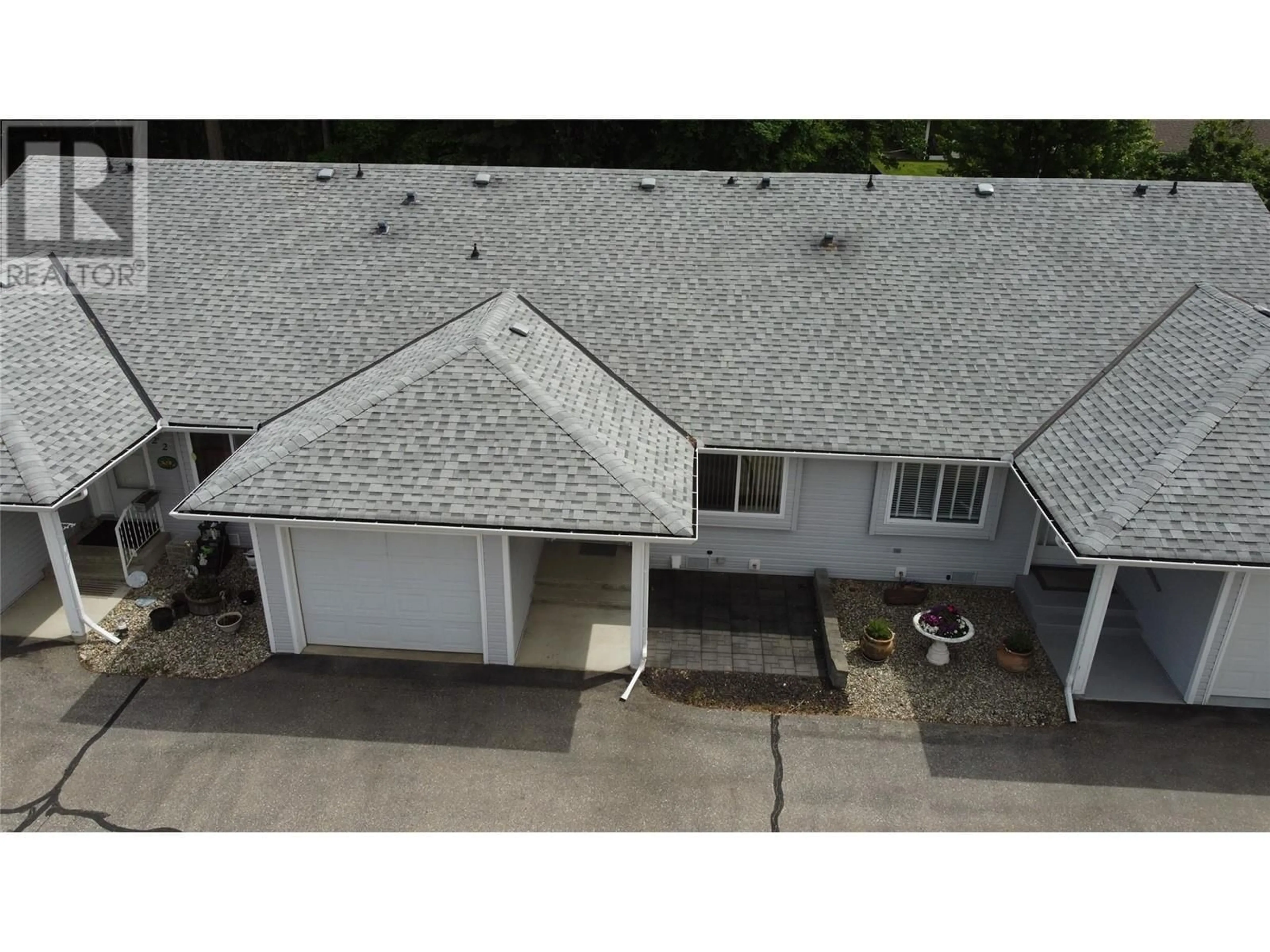 A pic from outside/outdoor area/front of a property/back of a property/a pic from drone, unknown for 21 - 221 TEMPLE STREET, Sicamous British Columbia V0E2V1