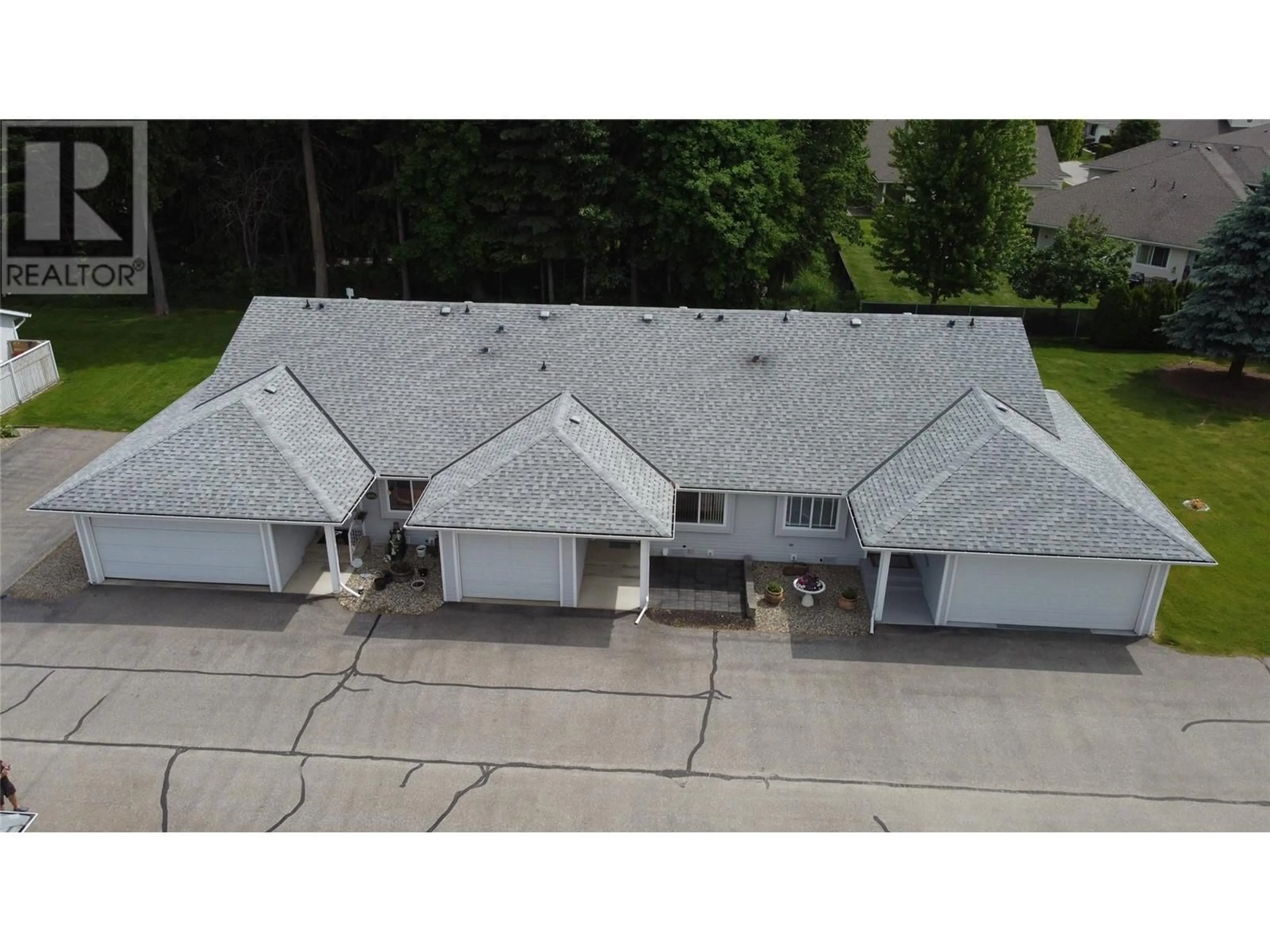 A pic from outside/outdoor area/front of a property/back of a property/a pic from drone, street for 21 - 221 TEMPLE STREET, Sicamous British Columbia V0E2V1