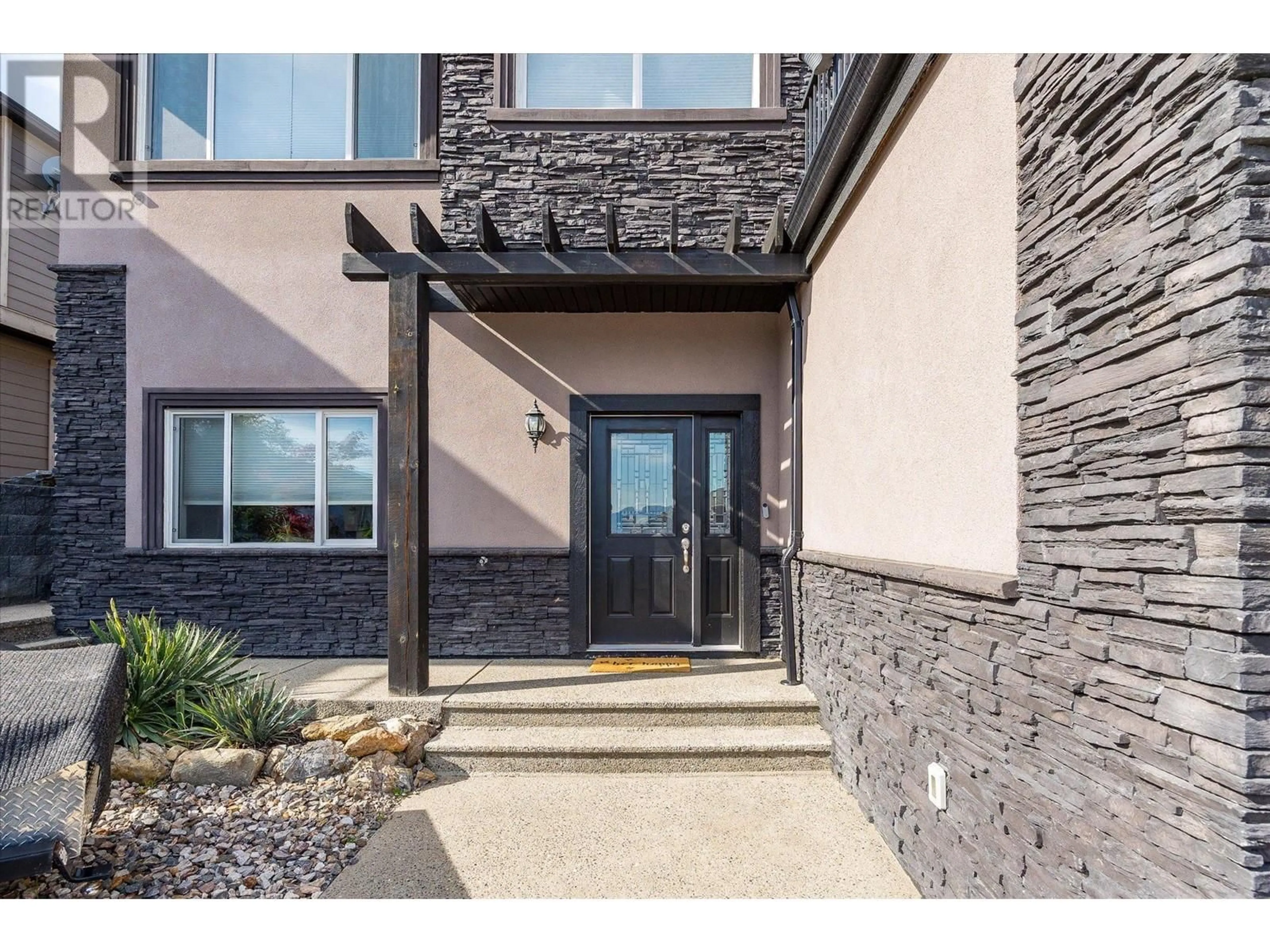 Indoor entryway for 7420 SUN PEAKS DRIVE, Vernon British Columbia V1B4C7