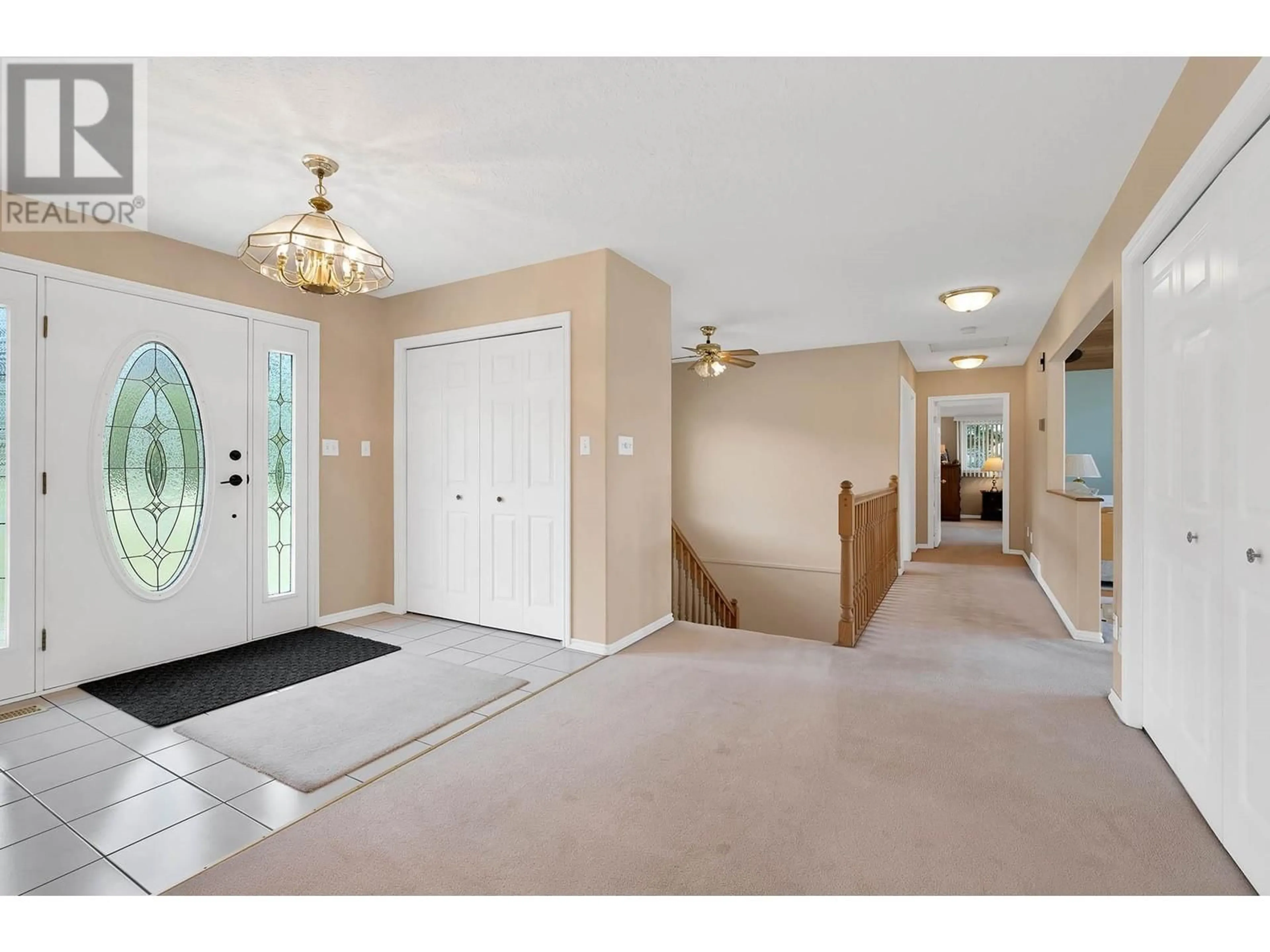 Indoor foyer for 5452 KIPP ROAD, Kamloops British Columbia V2C4T4
