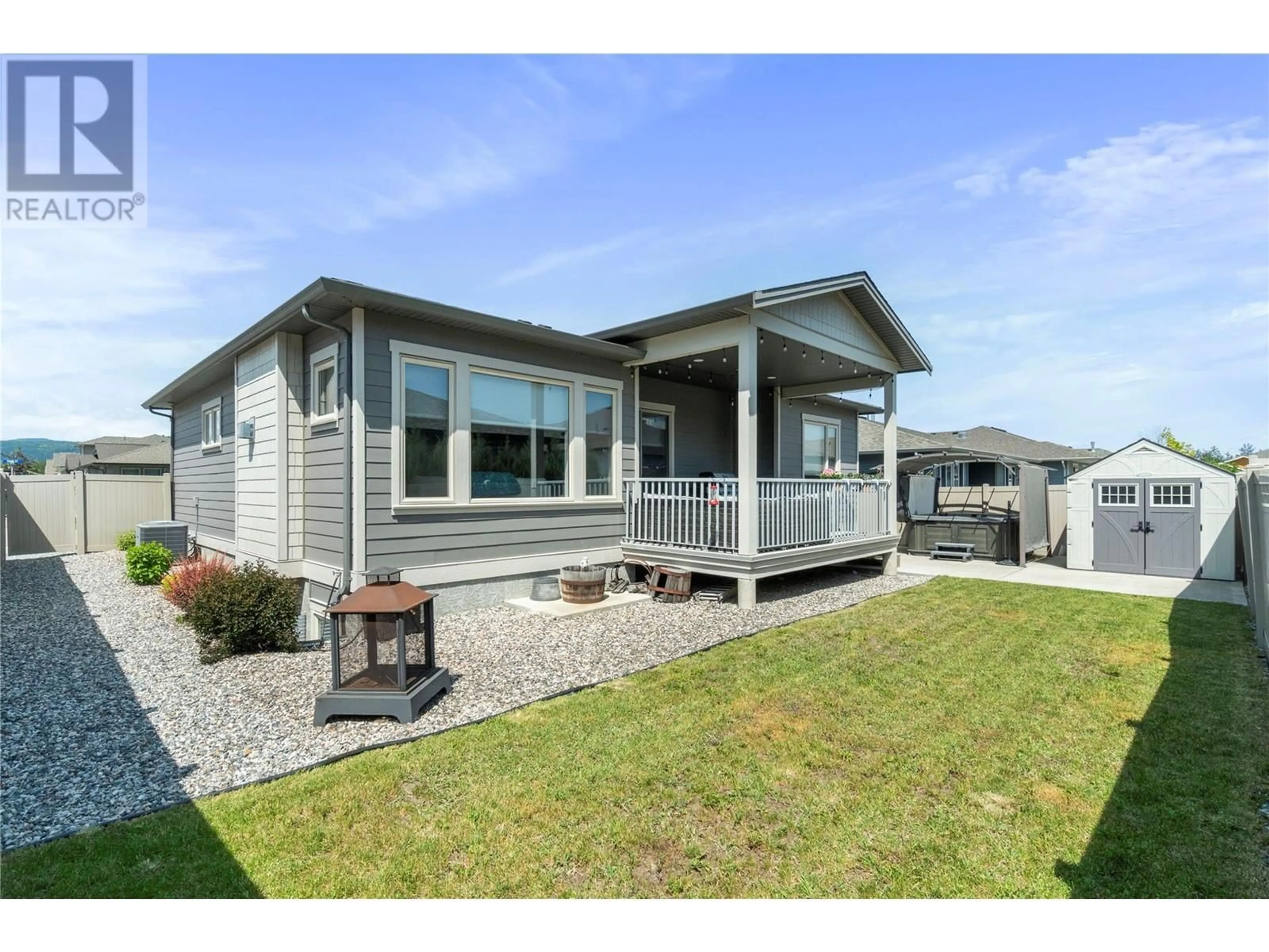 Home with vinyl exterior material, unknown for 2257 RAHN AVENUE, Armstrong British Columbia V0E1B8