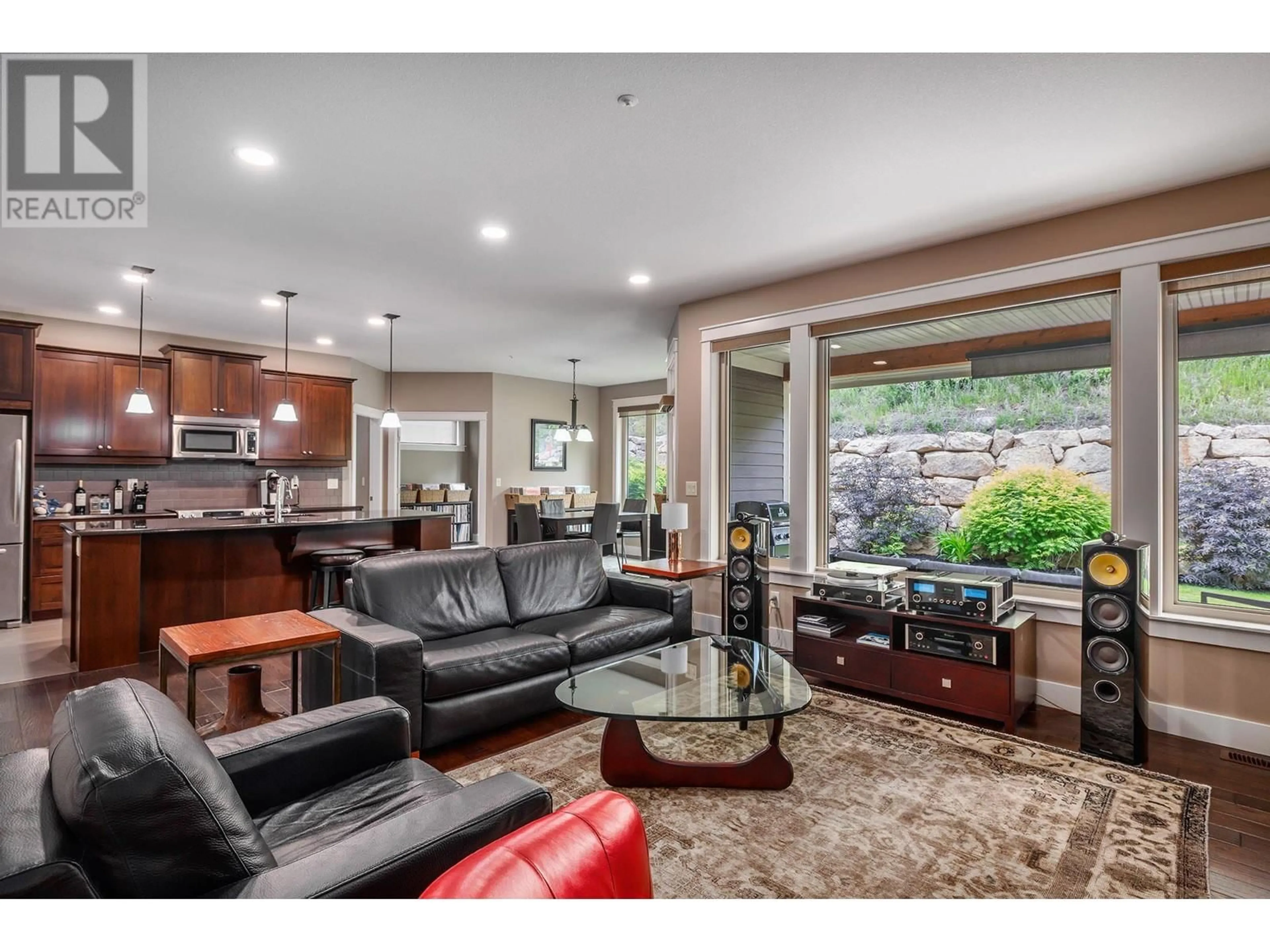 Living room with furniture, unknown for 428 LONGSPOON DRIVE, Vernon British Columbia V1H2K2