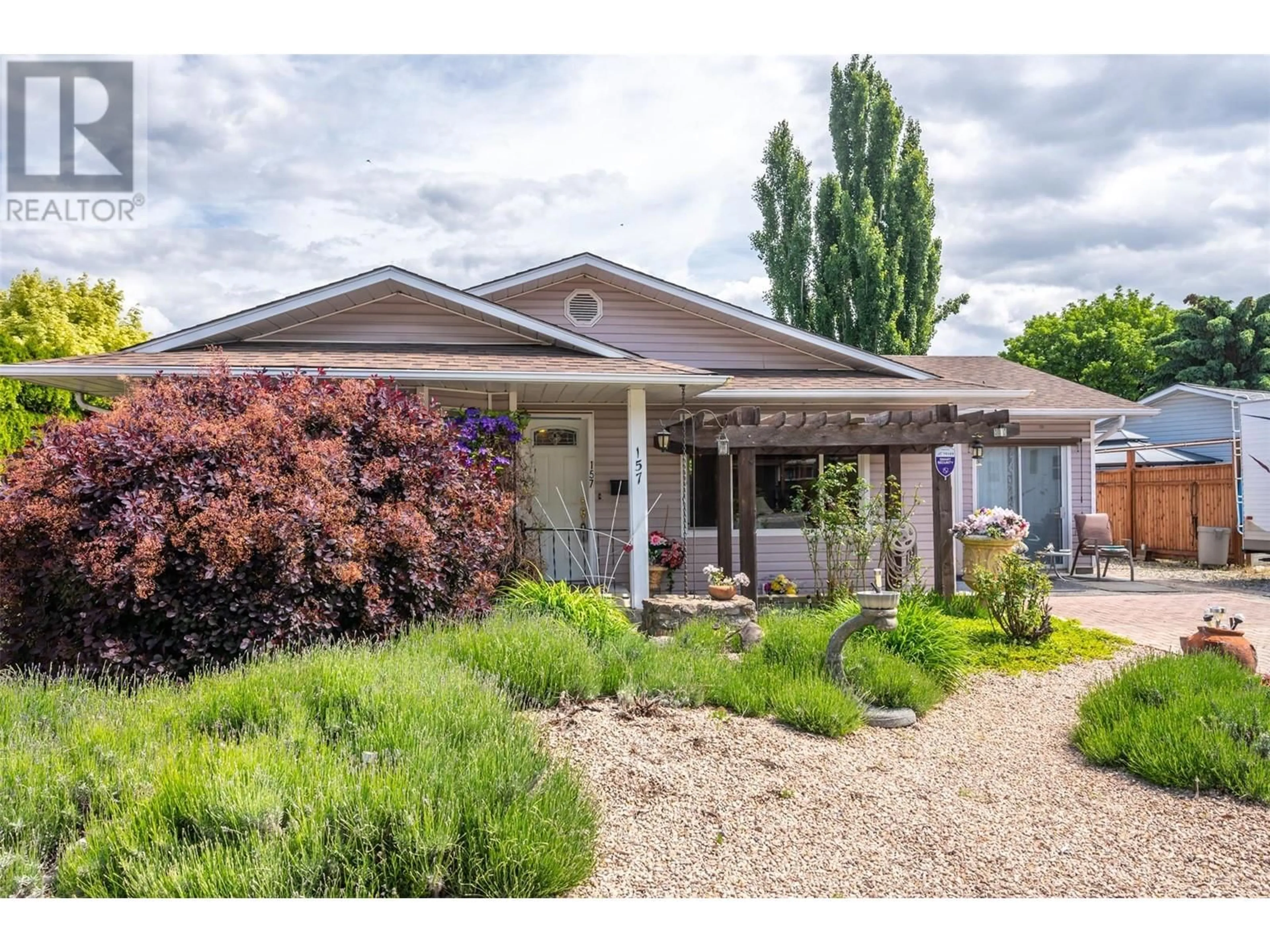 Home with vinyl exterior material, street for 157 AYRES CRESCENT, Penticton British Columbia V2A6R3