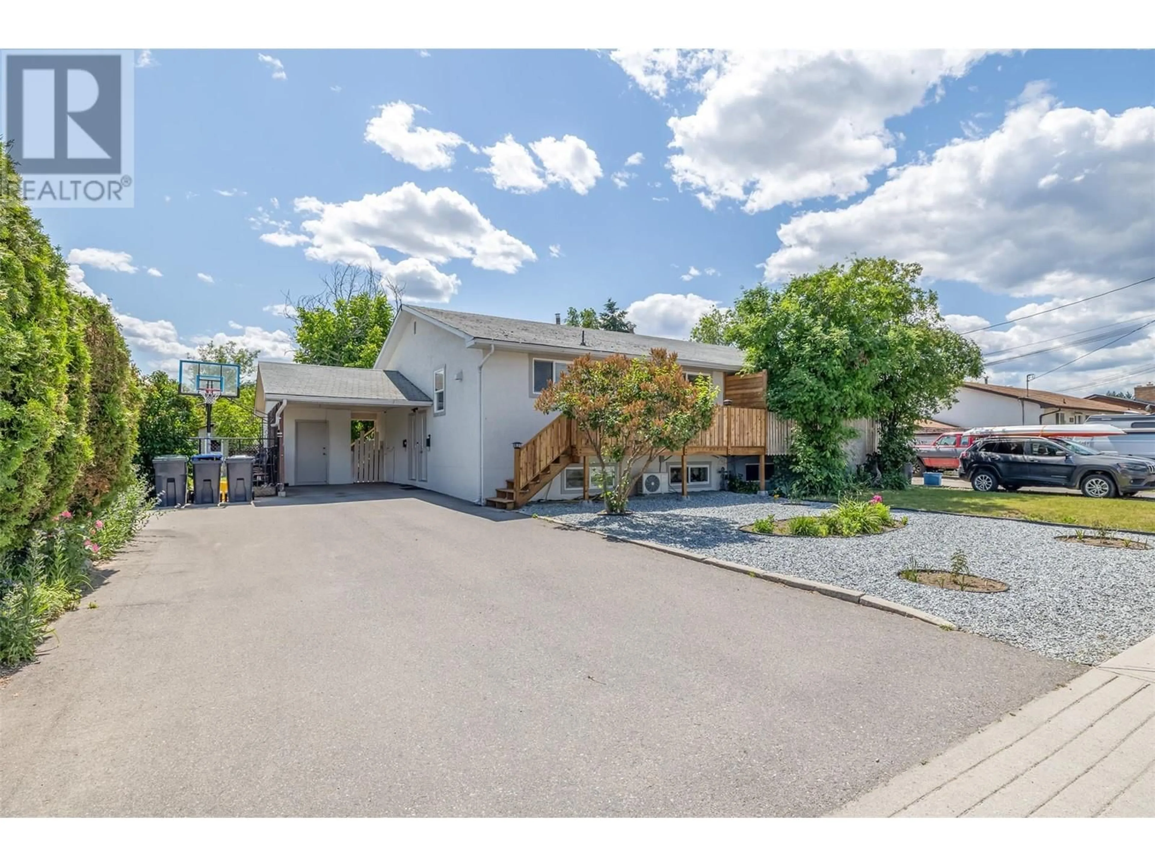 Unknown for 387 MUGFORD ROAD, Kelowna British Columbia V1X2E5