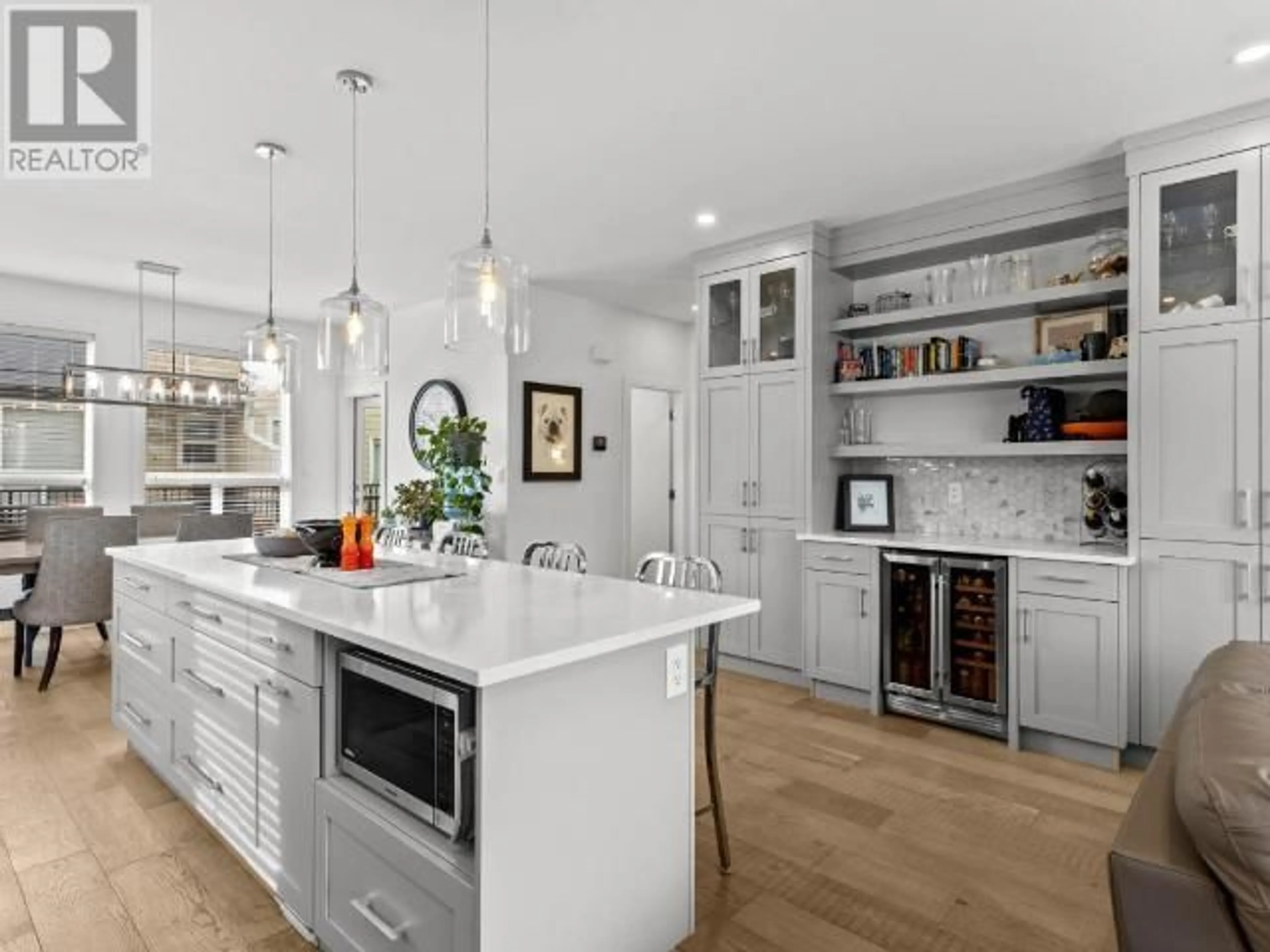 Open concept kitchen, unknown for 105 - 370 9TH AVENUE, Kamloops British Columbia V2C0H9