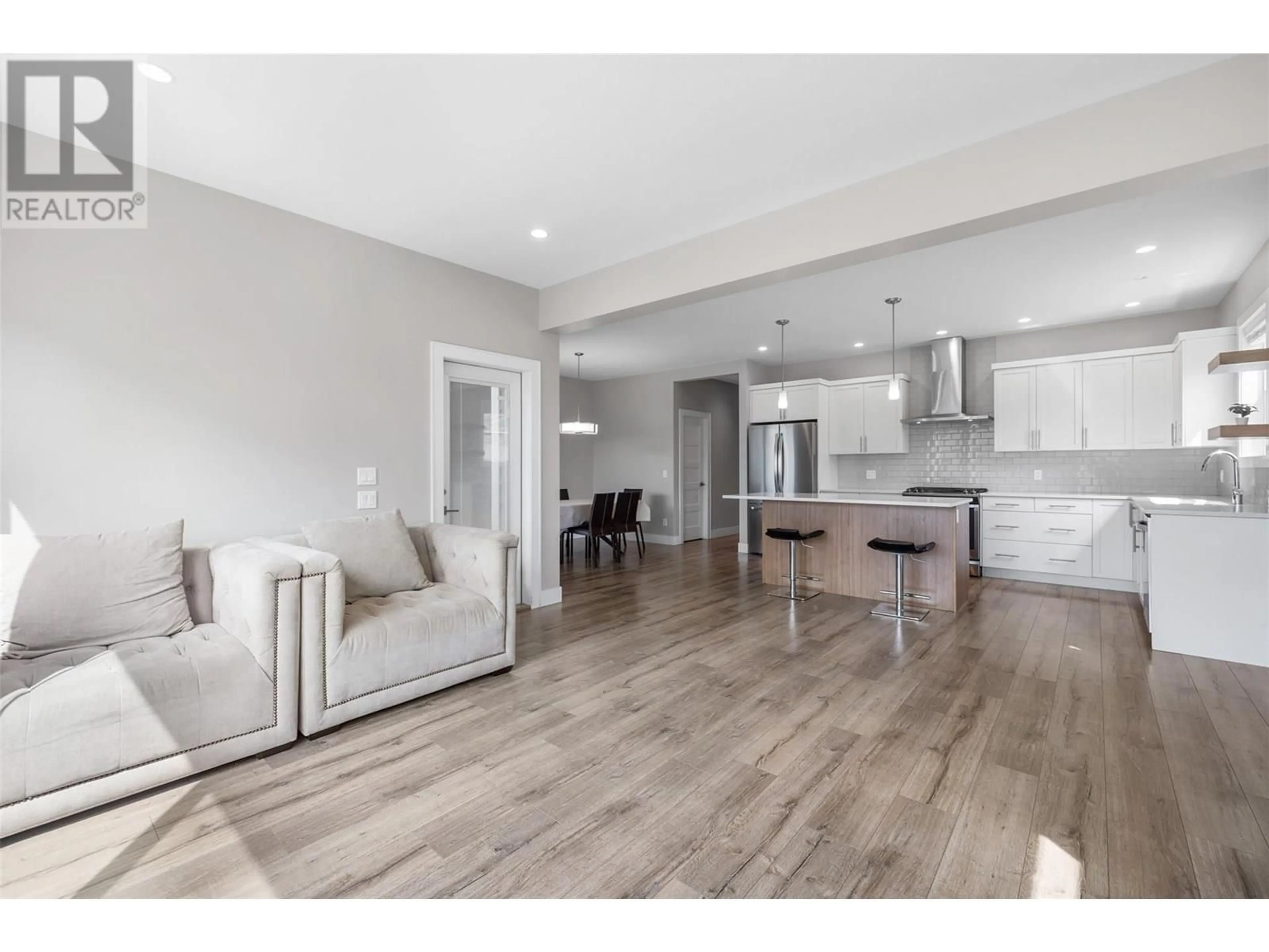 Open concept kitchen, unknown for 1753 KLO ROAD, Kelowna British Columbia V1W3P3