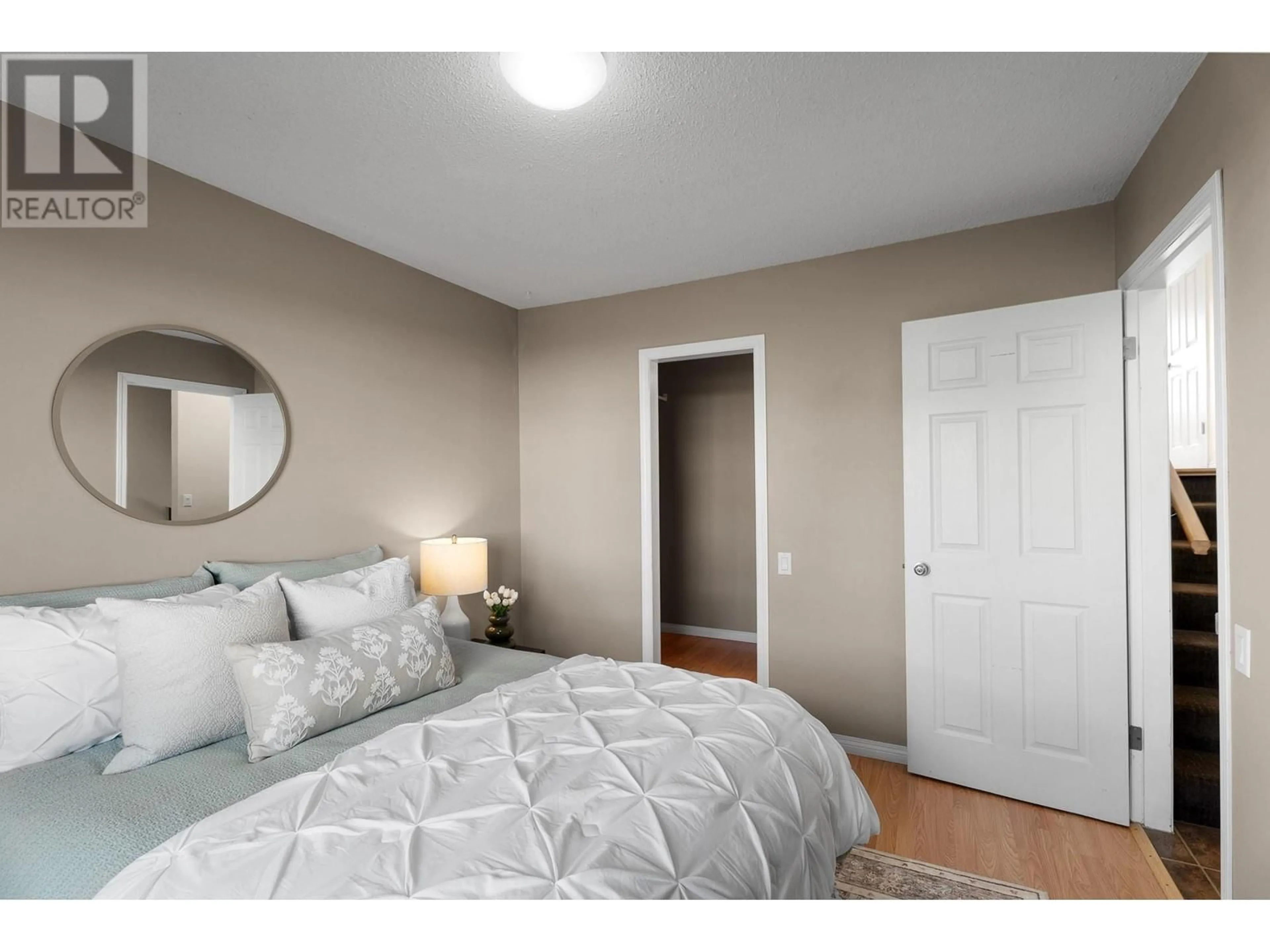 Bedroom with bed, unknown for 305 - 1780 SPRINGVIEW PLACE, Kamloops British Columbia V2E1J4