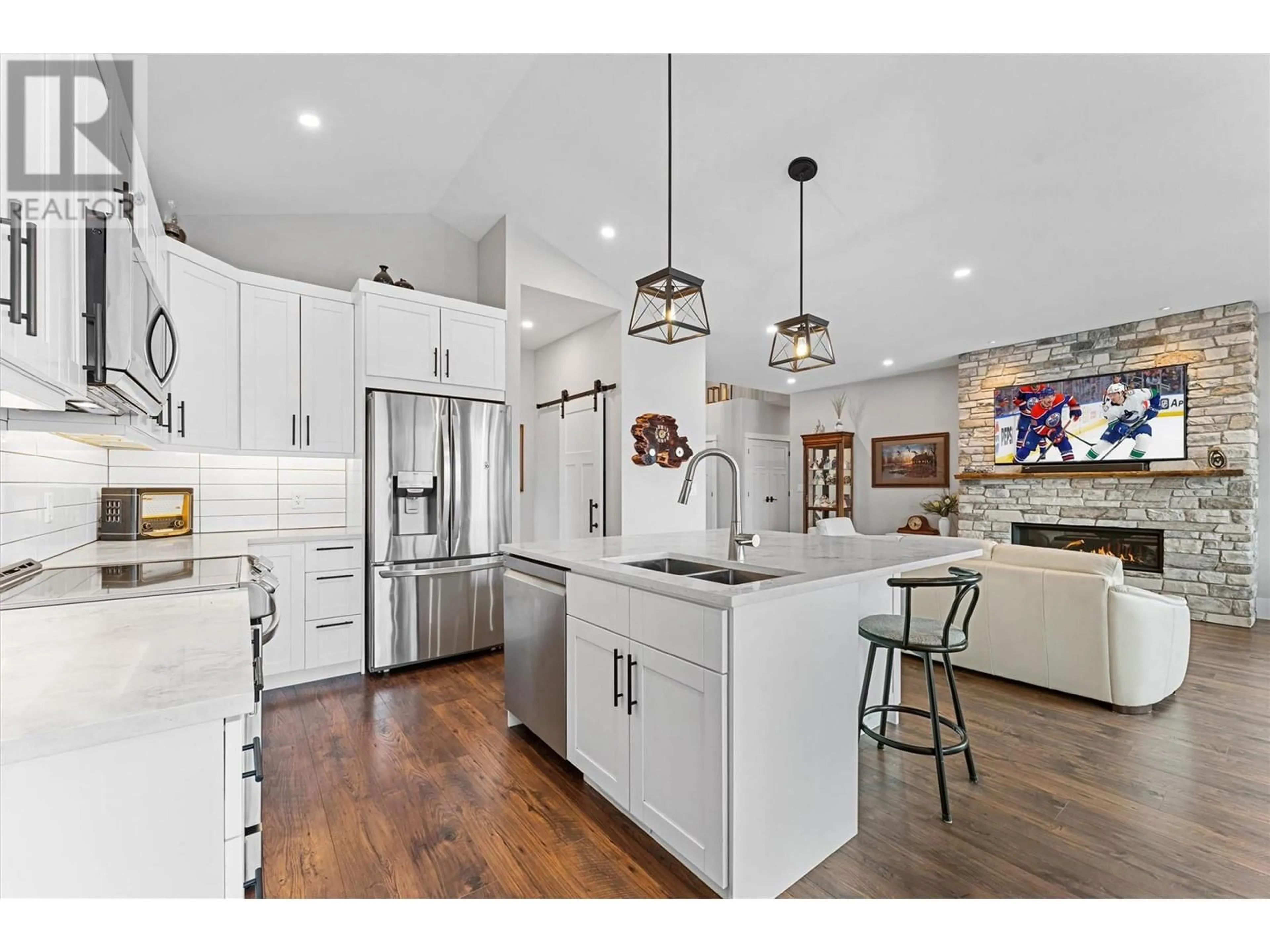 Open concept kitchen, unknown for 13137 CLIFFSTONE COURT, Lake Country British Columbia V4V2R1
